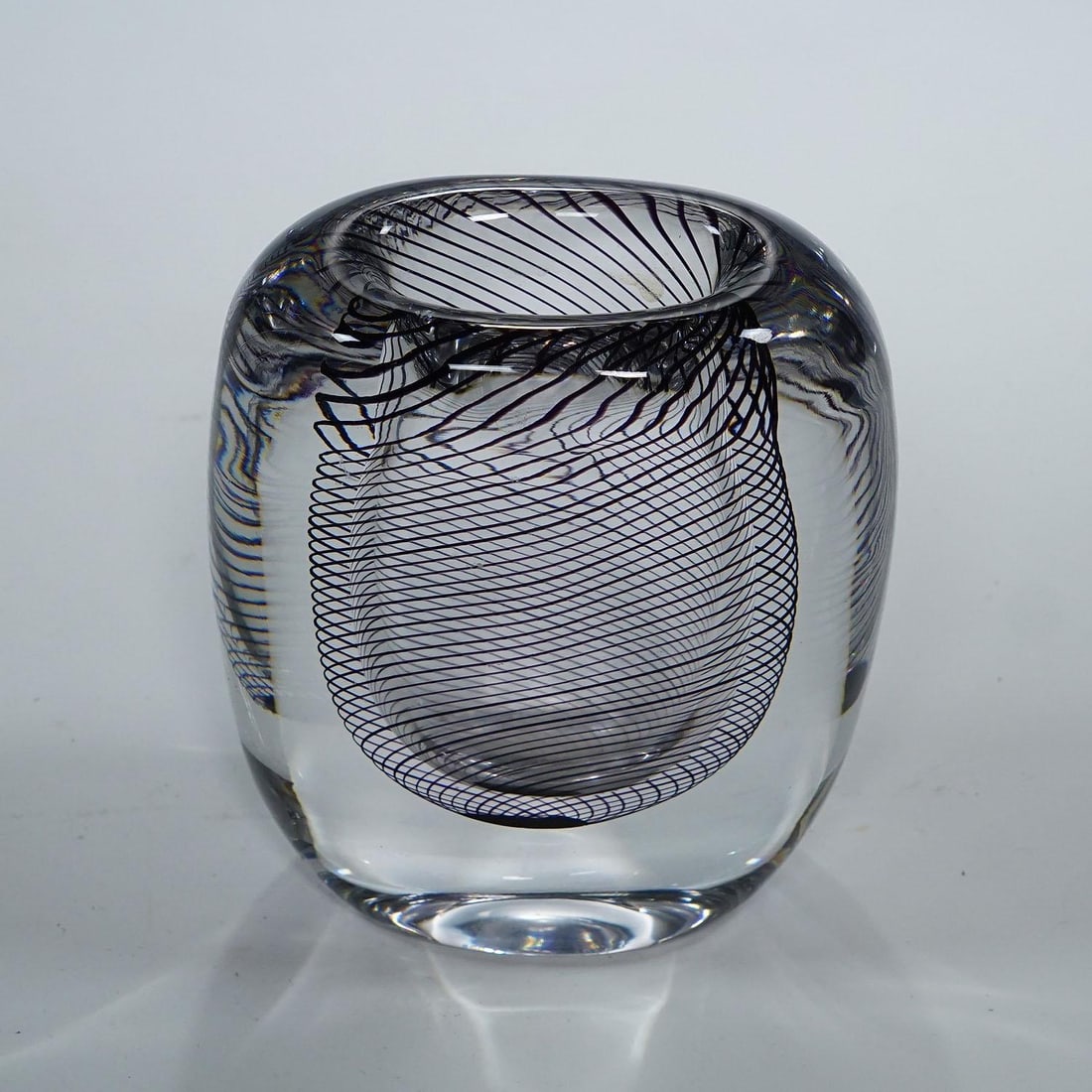 Vintage Art Glass Vase by Vicke Lindstrand for Kosta 1950s - 4