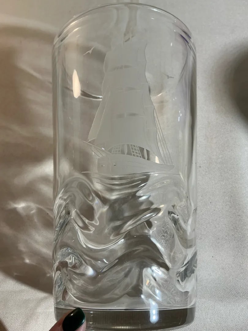 Mid 20th Century Orrefors Vicke Lindstrand Engraved Ship Crystal Vase - 7