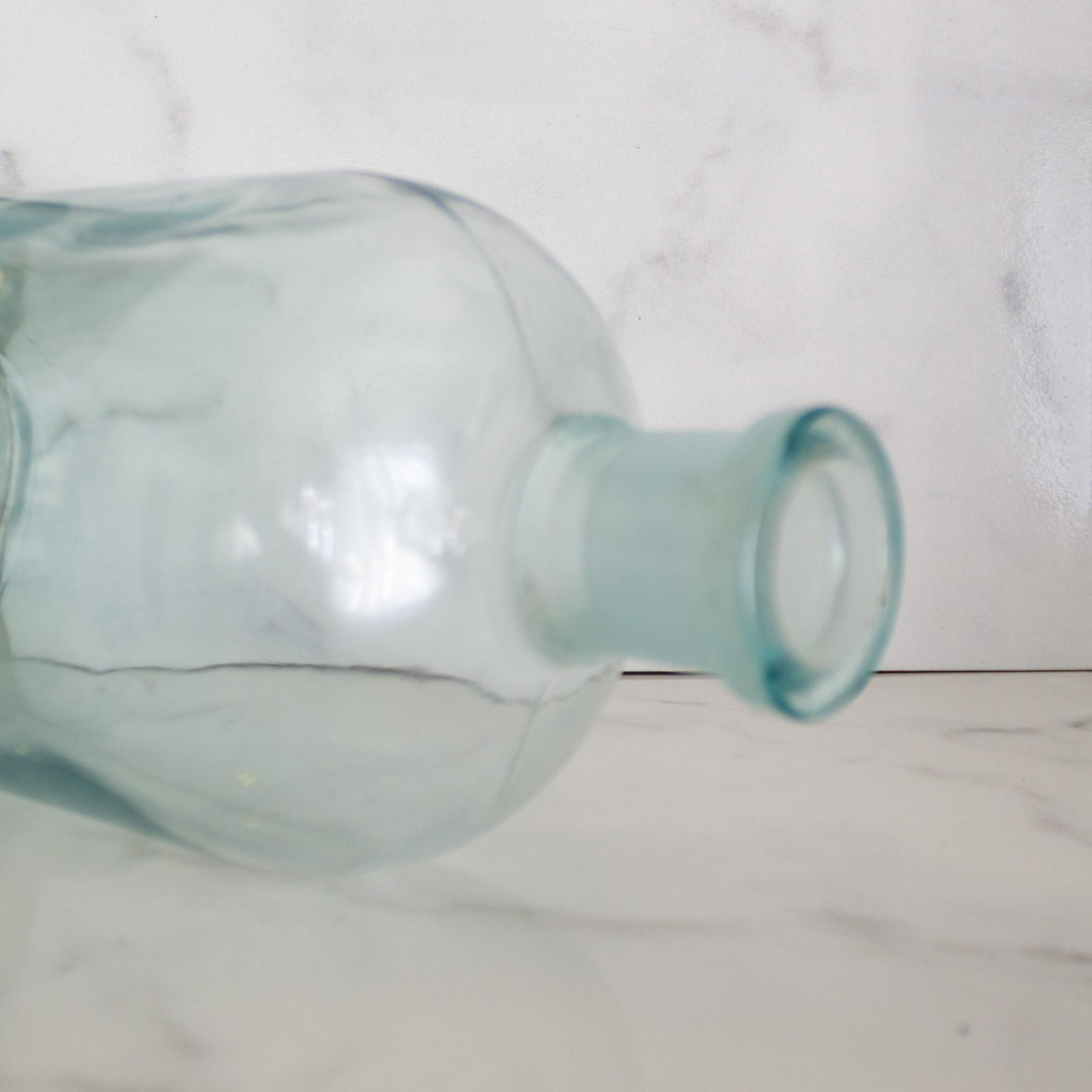 Pair of American Antique Aqua Apothecary Bottles From Chicago and Lexington - 15