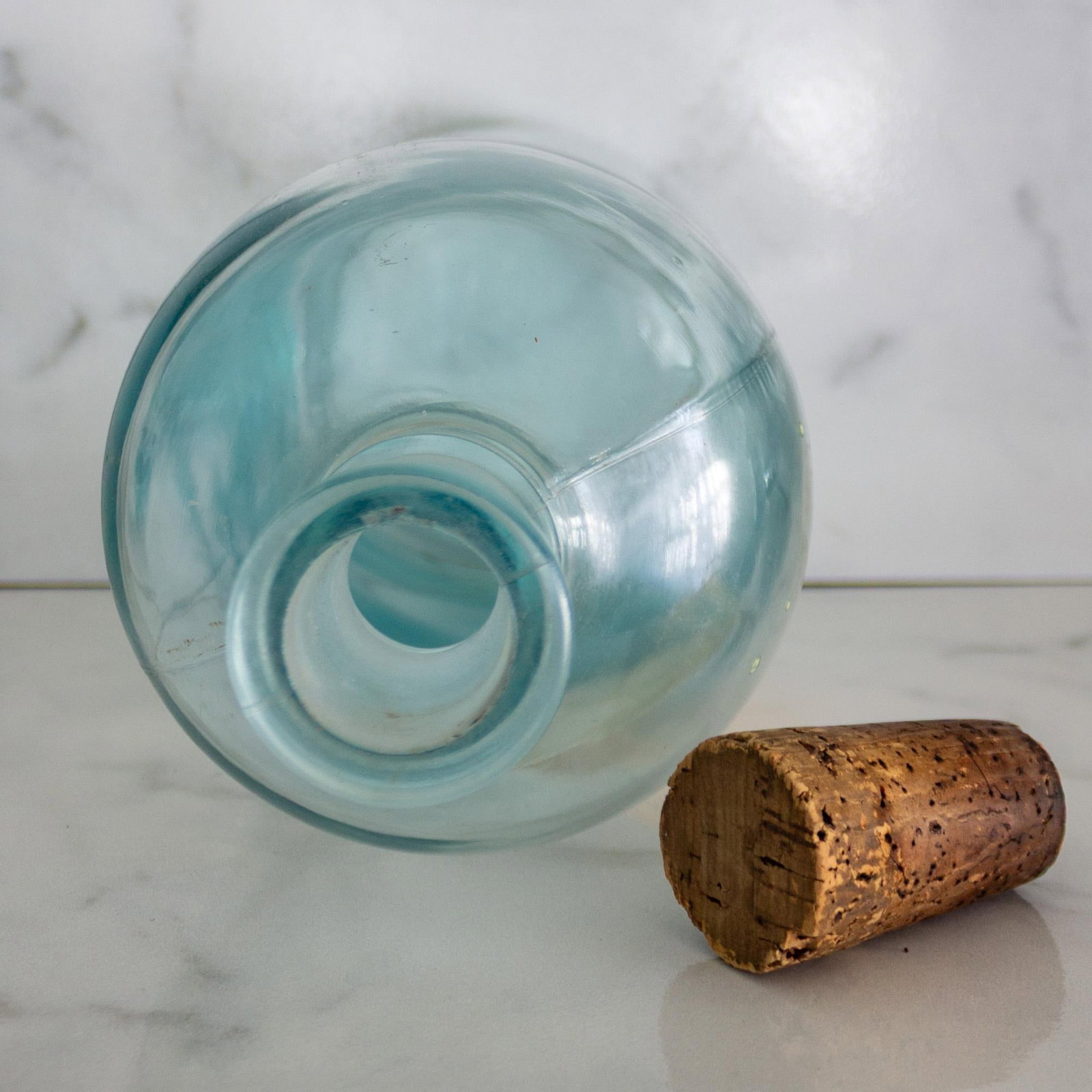 Pair of American Antique Aqua Apothecary Bottles From Chicago and Lexington - 17