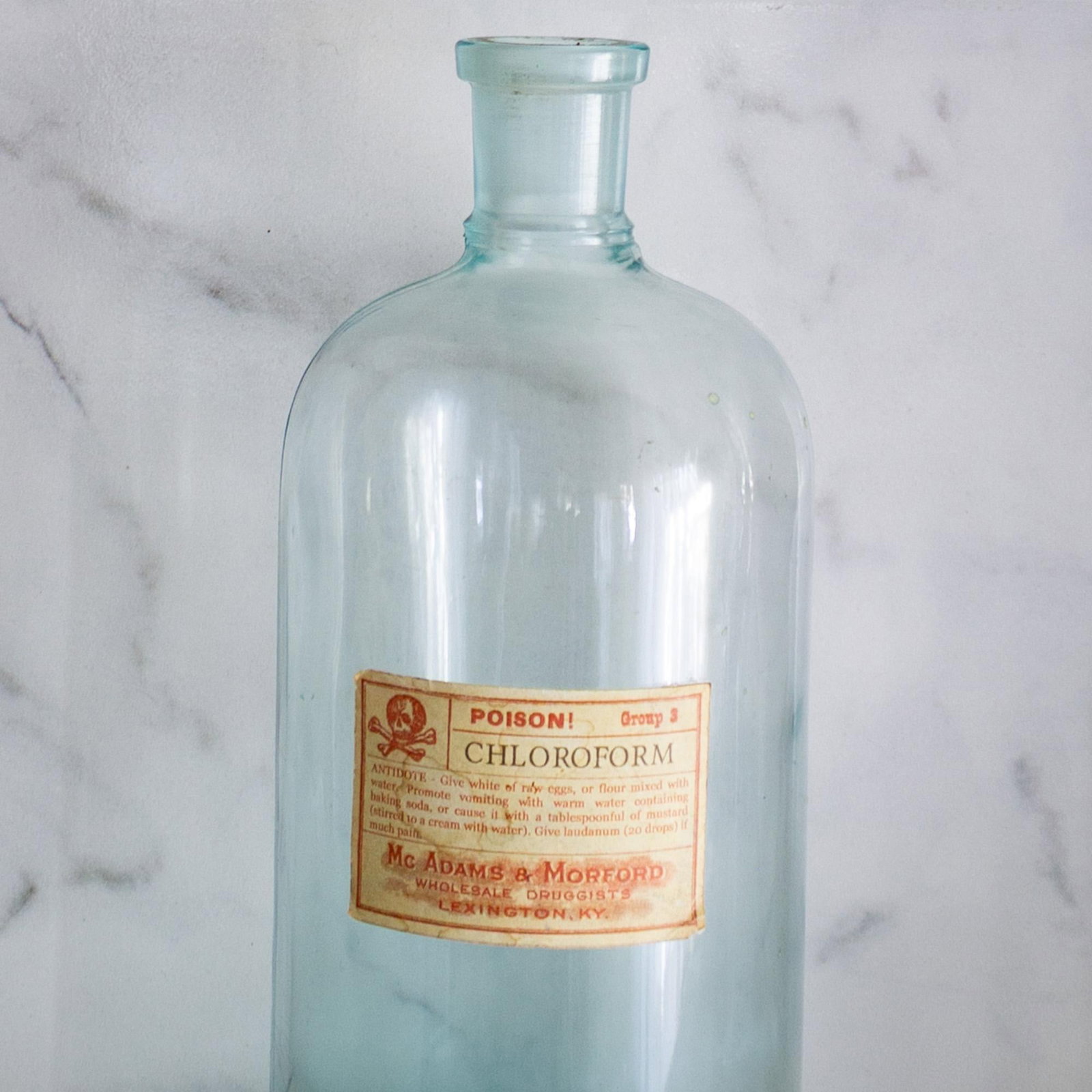 Pair of American Antique Aqua Apothecary Bottles From Chicago and Lexington - 2