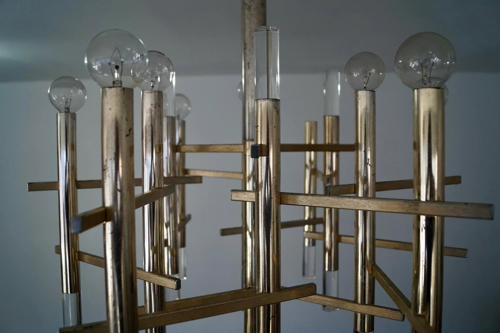 Mid-Century Modern Gaetano Sciolari Chandelier - 12