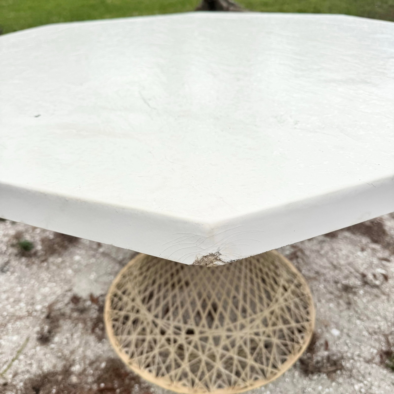 Mid Century Modern Spun Fiberglass Dining Table - 4