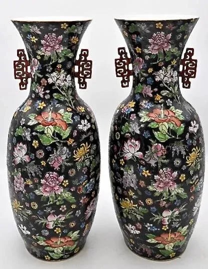1940s Chinese Famille Rose Vases- a Pair - 7