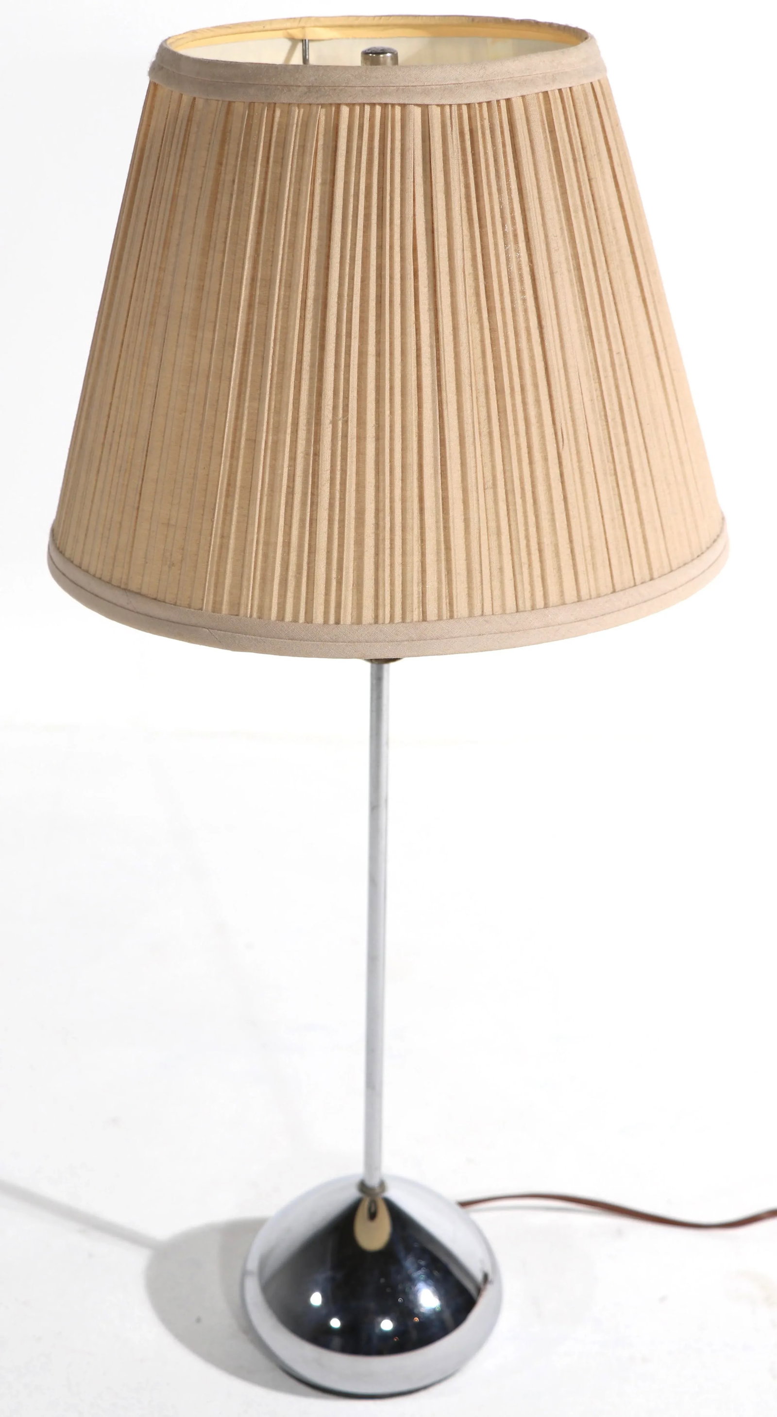 Postmodern Chrome Base Table Lamp Att. To Sonneman - 4