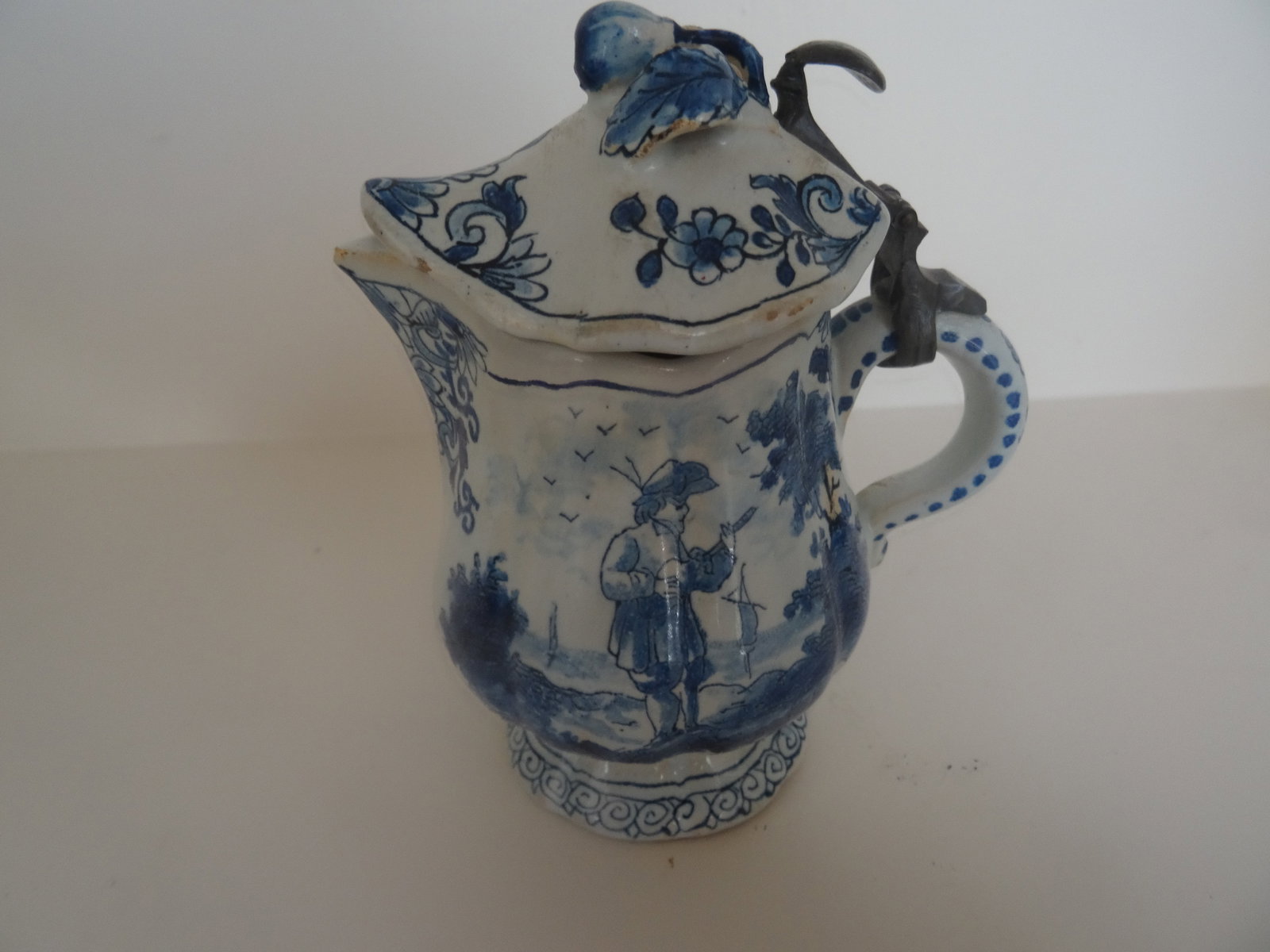 Rare 18th Century Delft Pitcher by Hugo Brouwer - 5