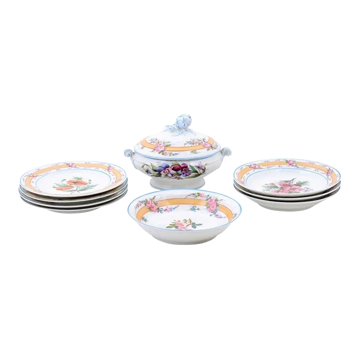 19th Century Porcelaine de Paris Floral Dish Set with Casserole and Plates Set- 9 Pieces (1 of 13)