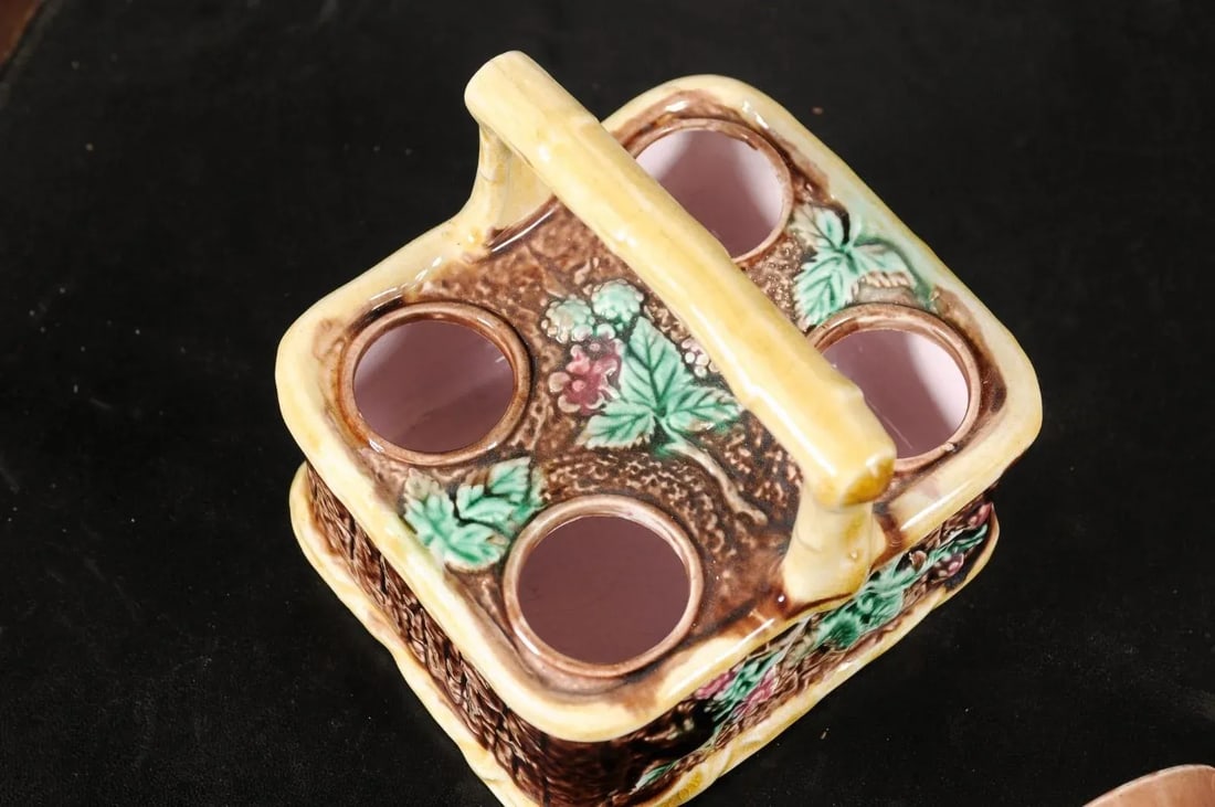 French 19th Century Tea Set with Foliage Adorned Majolica Basket Set- 5 Pieces - 12