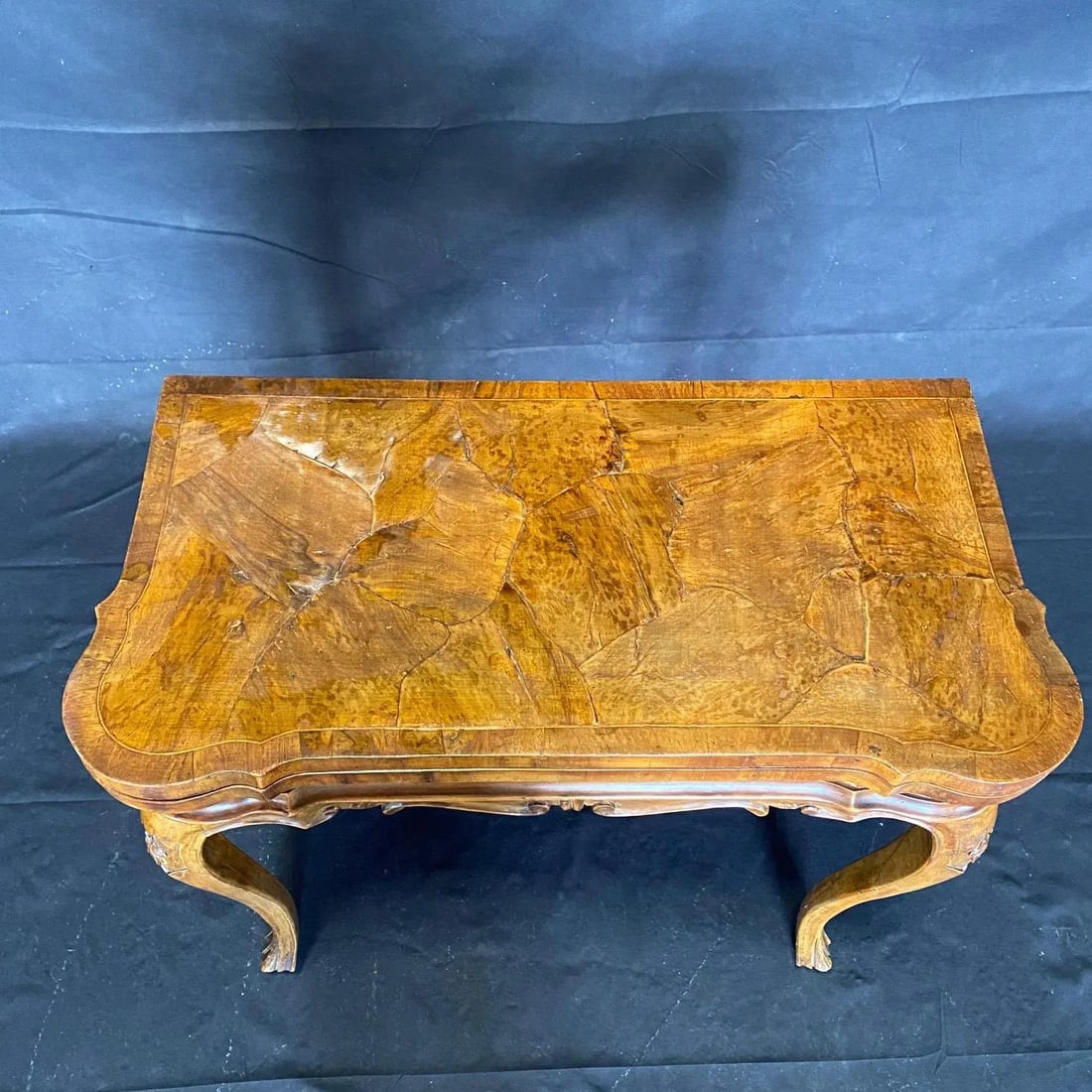 Italian Versatile 18th Century Burled Walnut Game Table - 11