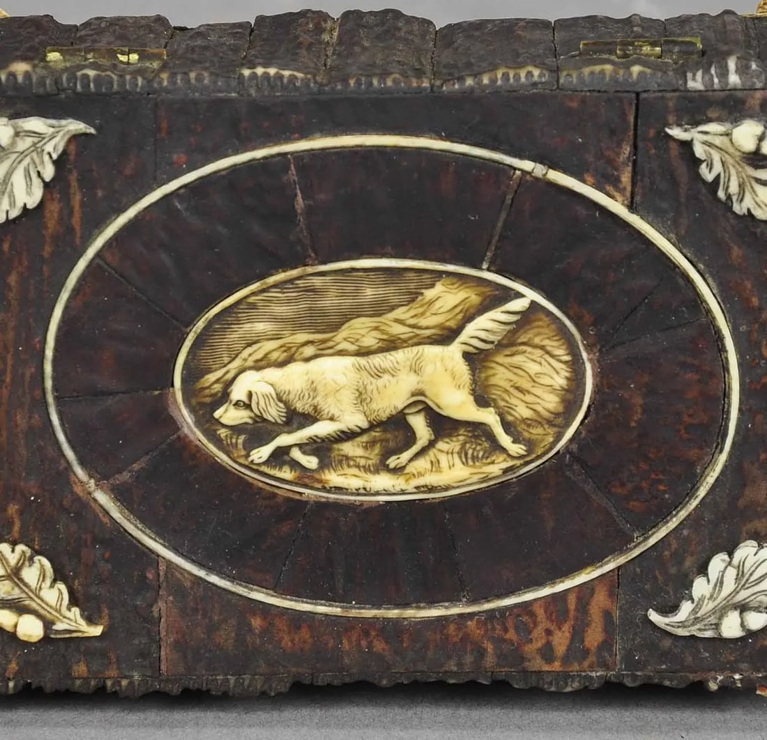 1860s Victorian Miniature Black Forest Antler Casket - 4