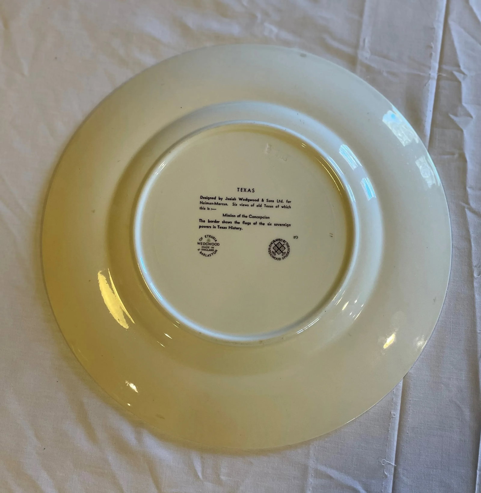 1960s Josiah Wedgewood and Sons for Neiman Marcus Views of Old Texas Salad/Dessert Plates- Set of 5 - 10
