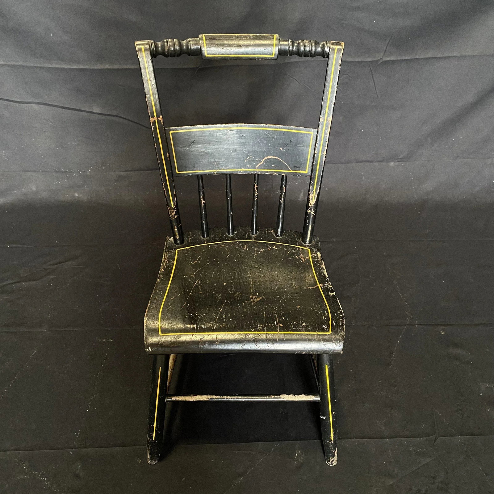 19th Century Plank Seated Dining Chairs With Original Black Paint -Set of 5 - 2