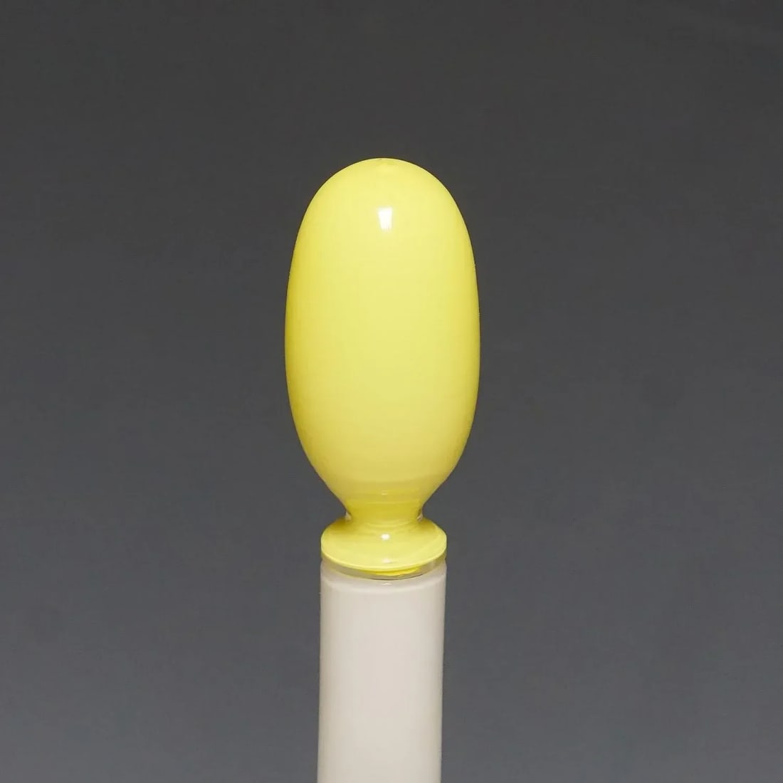 1950s Venini Art Glass Bottle With Fasce Decoration in Yellow, Murano - 5