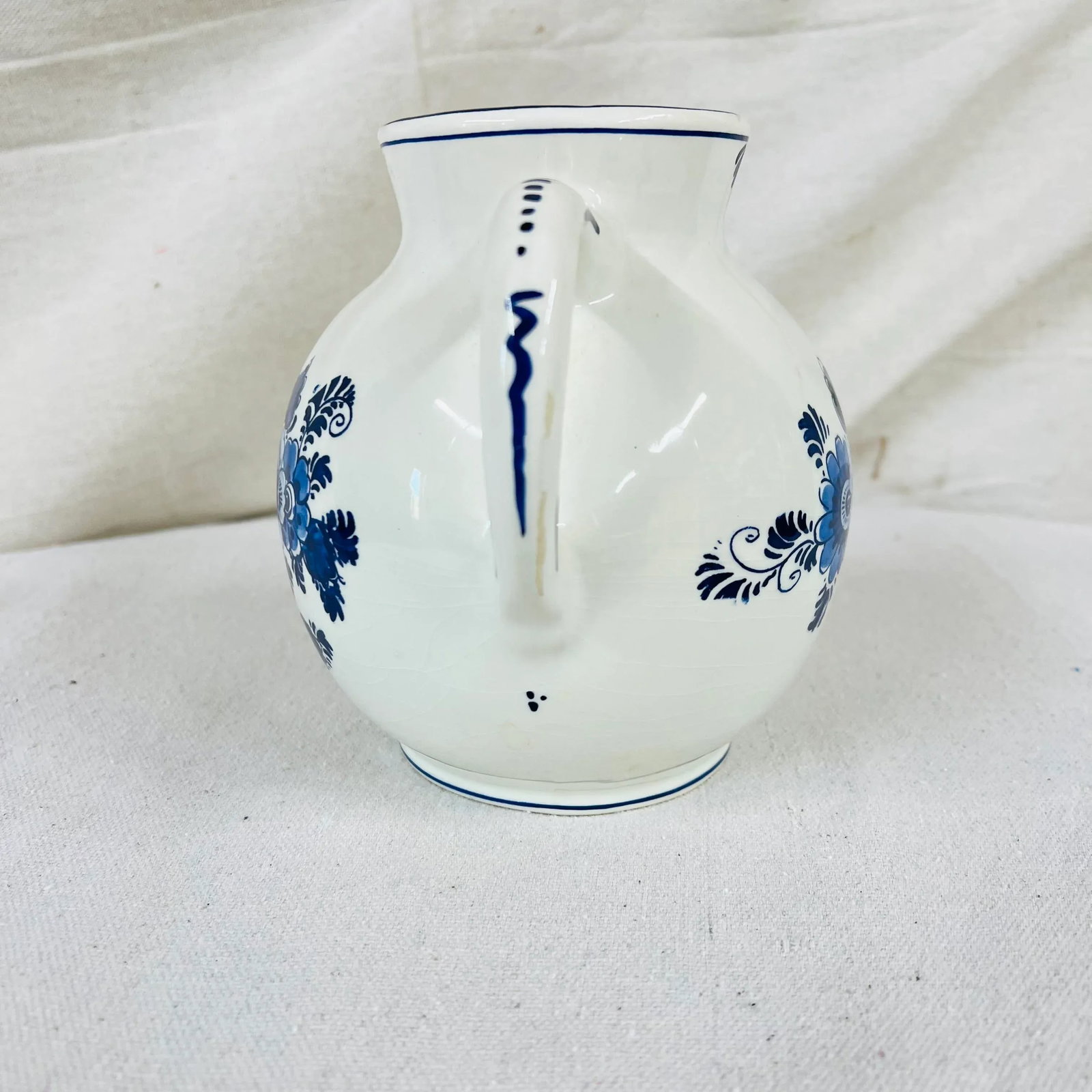 Late 20th Century Blue Delft Pitcher With Floral Pattern - 4