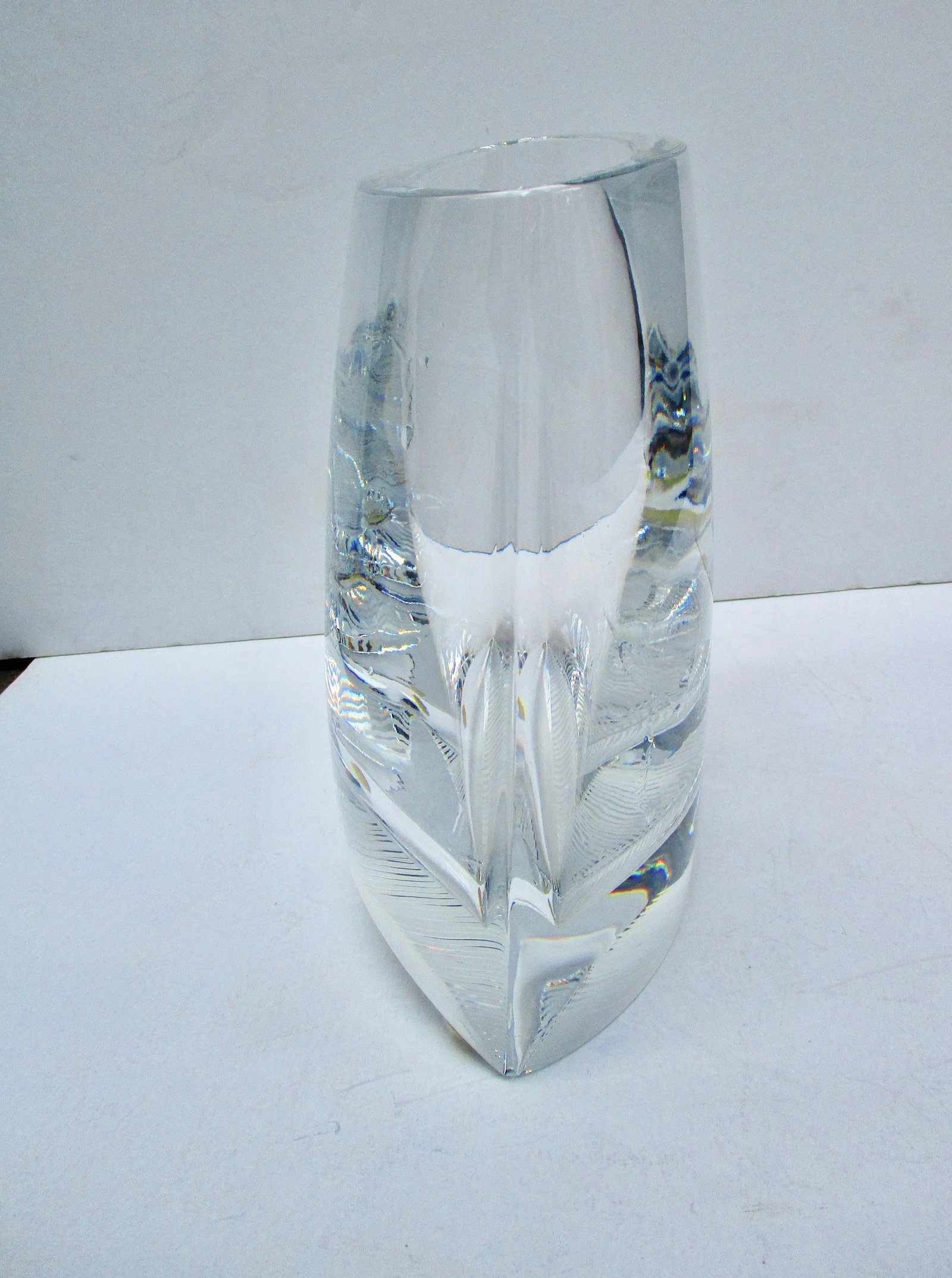 Late 20th Century Baccarat Crystal Leaning Vase - 4