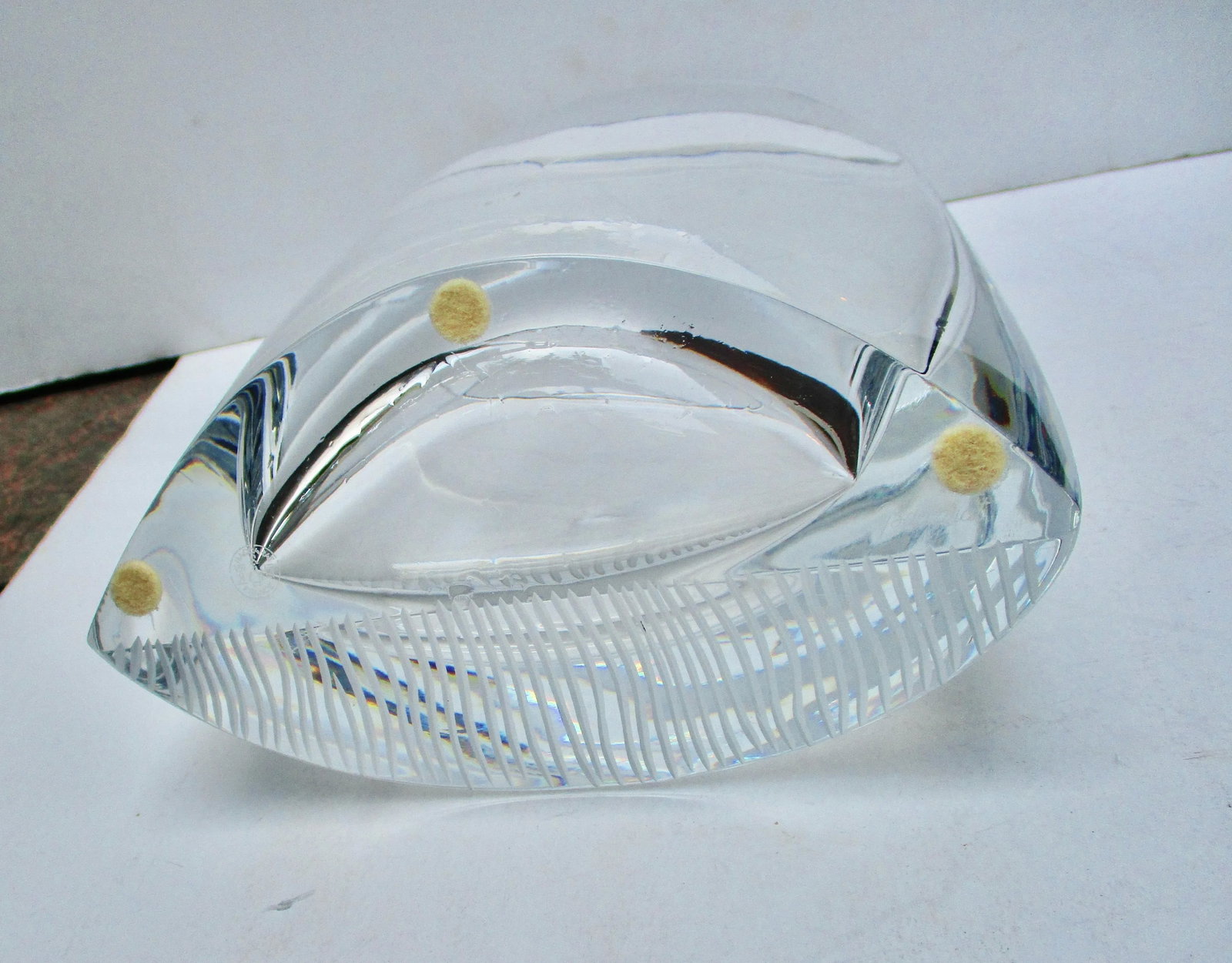 Late 20th Century Baccarat Crystal Leaning Vase - 7