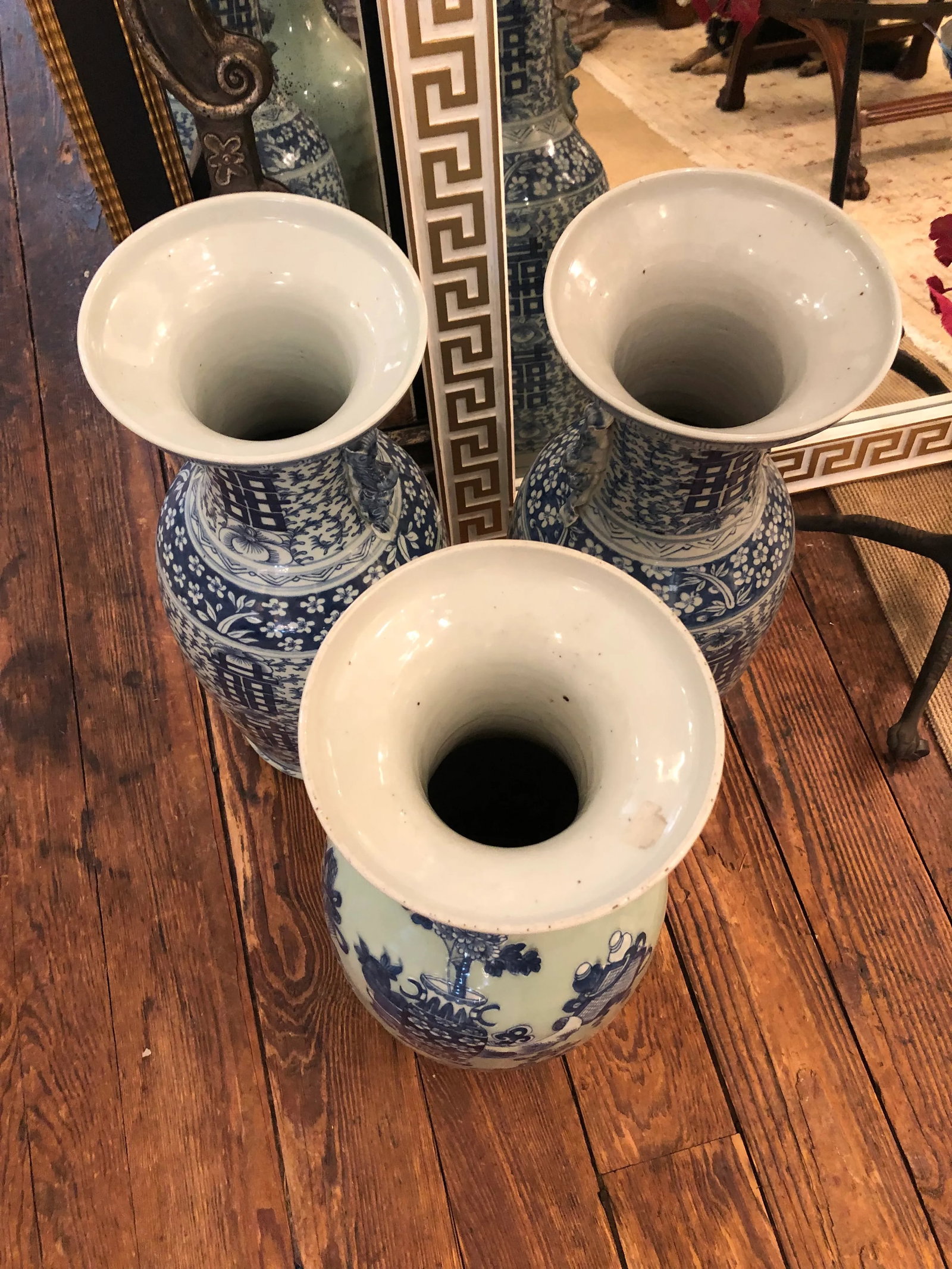 Large Collection of Blue & White Chinese Vases -Set of 3 - 9