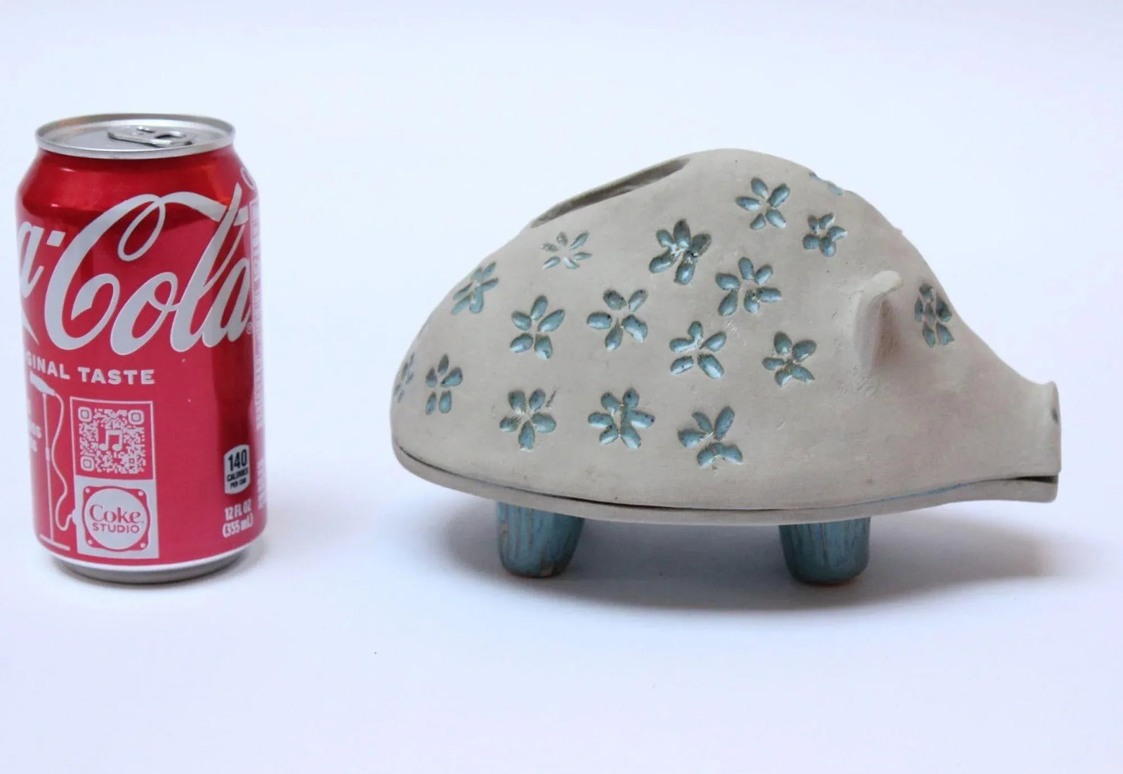 Studio Pottery Piggy Bank by David Gil and Yusuke Aida for Bennington Potters - 7