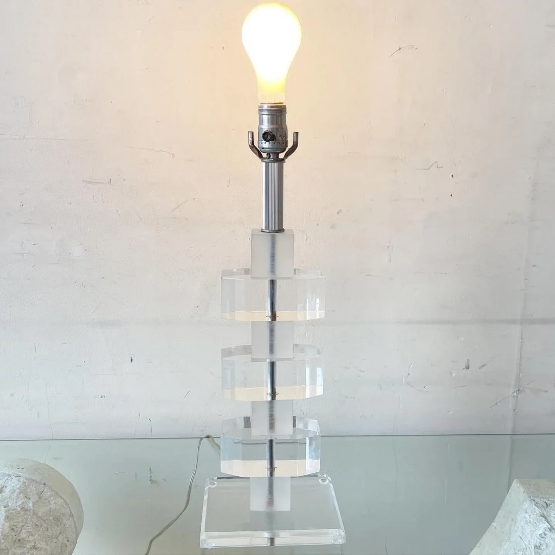 Mid Century Modern Stacked Lucite Table Lamp - 3
