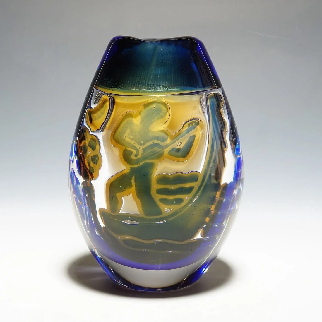 Ariel 'Gondoliere' Vase by Edvin Oehrstroem for Orrefors, Sweden 1962 - 2