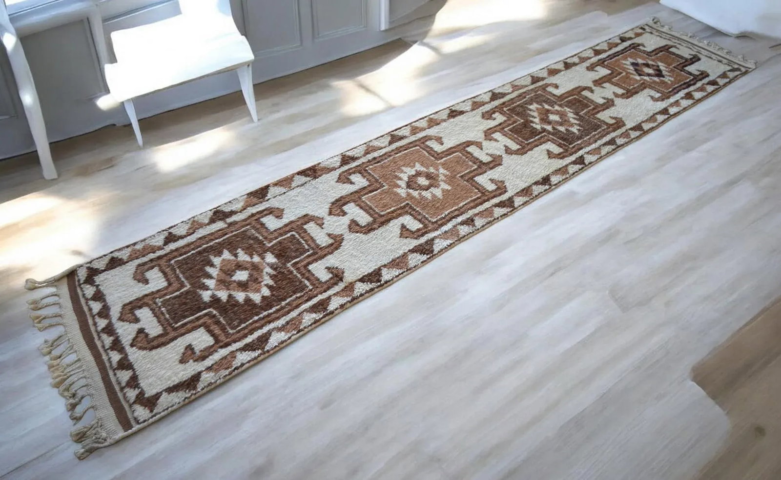 1970s Hand-Knotted Kurdish Runner Undyed Wool Rug - 2"²9"³ × 13"²10"³ - 3