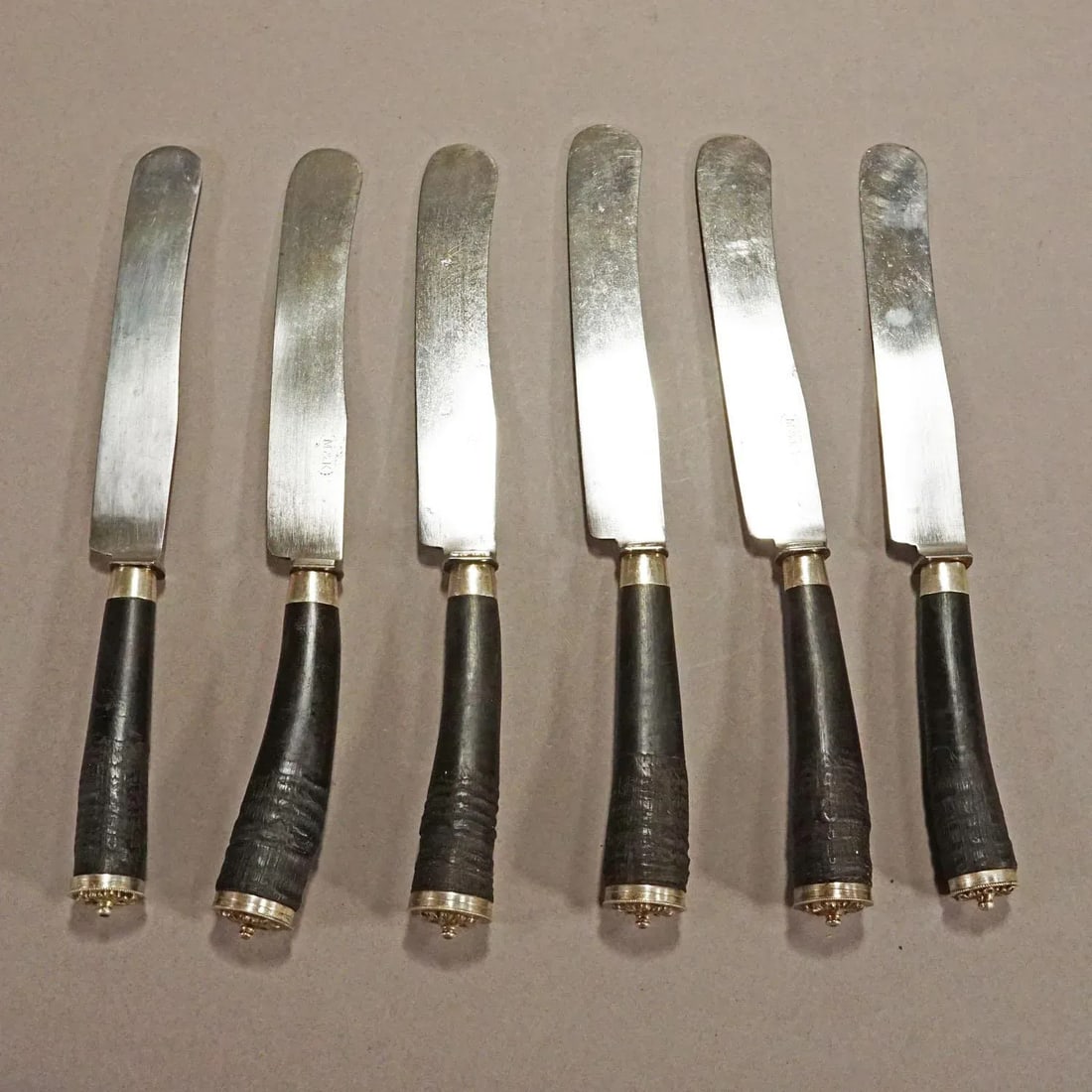 Antique Set of Rustic Hunters Knives With Chamois Horn Handles - 2