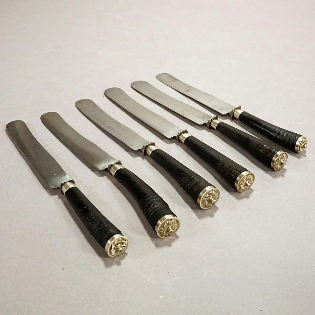 Antique Set of Rustic Hunters Knives With Chamois Horn Handles - 3