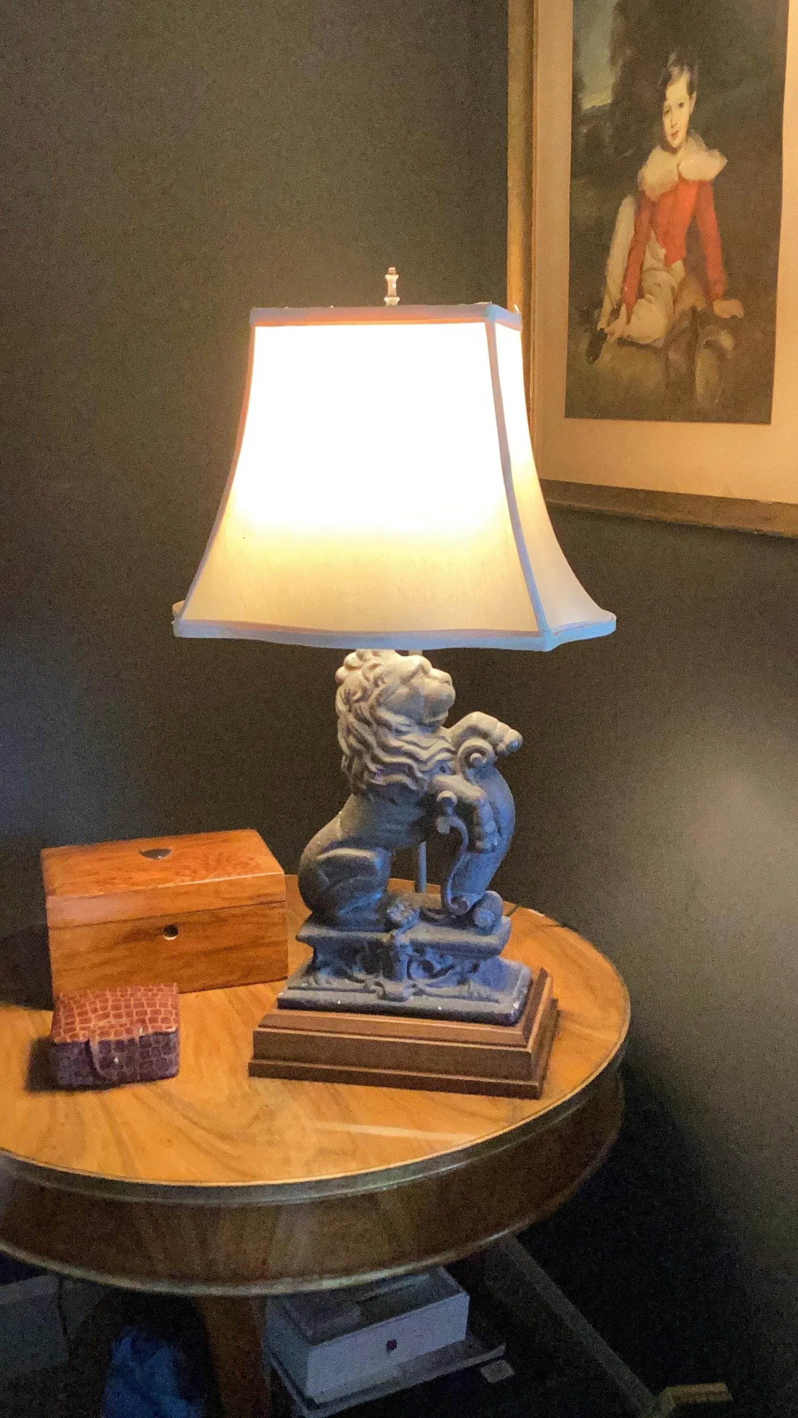 Mid 19th Century Cast Iron Lion Doorstop Conversion to a Lamp - 2