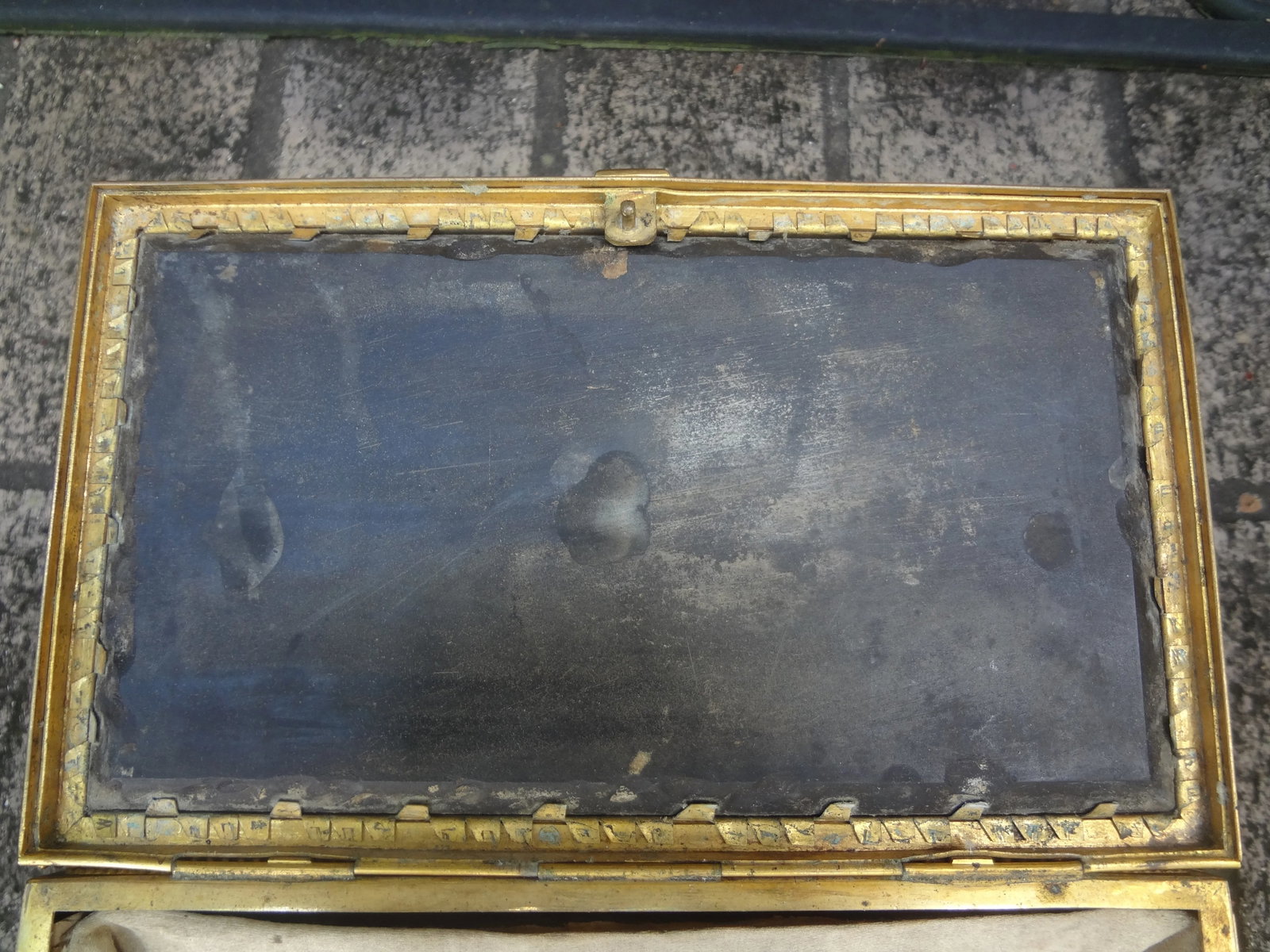 19th Century French Bronze Box With Semi Precious Stones - 10