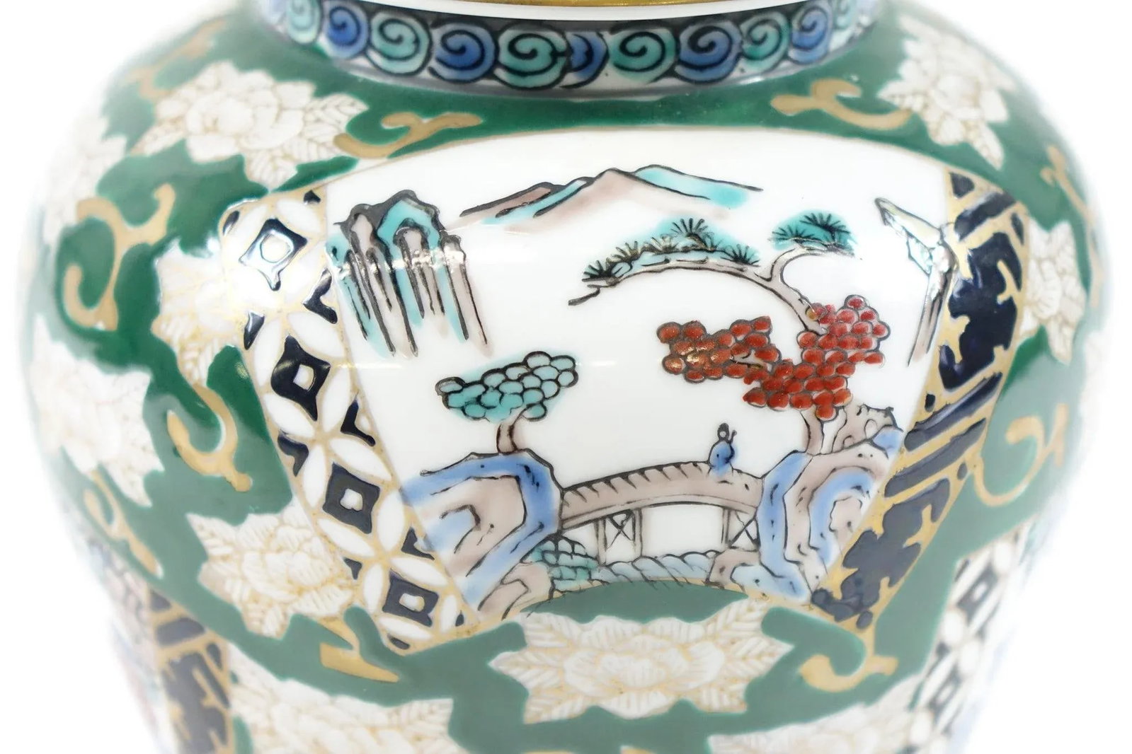 1960s Gold Imari Hand Painted Porcelain from Japan - 3