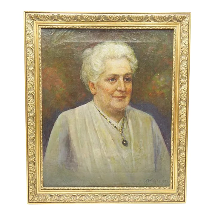 Jw Vale Oil on Canvas Portrait of an Older Woman Gold Ornate Frame 1929: This stunning oil painting on canvas depicts a beautiful portrait of an older woman. The intricate gold ornate frame adds a touch of elegance to this vintage piece, which was created by the talented