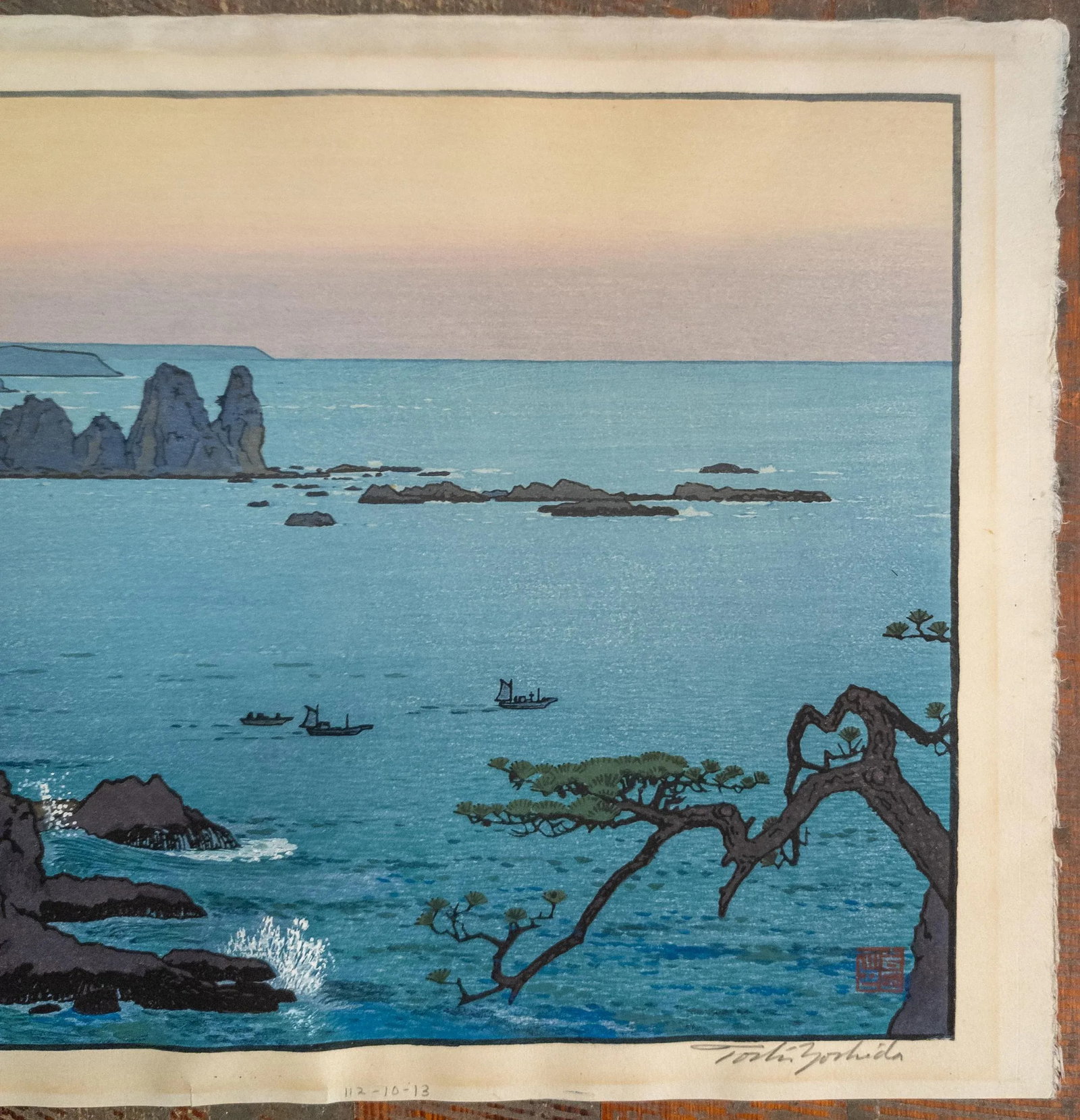 Early 20th Century Japanese Woodblock Print by Toshi Yoshida "Isozaki Morning" - 3