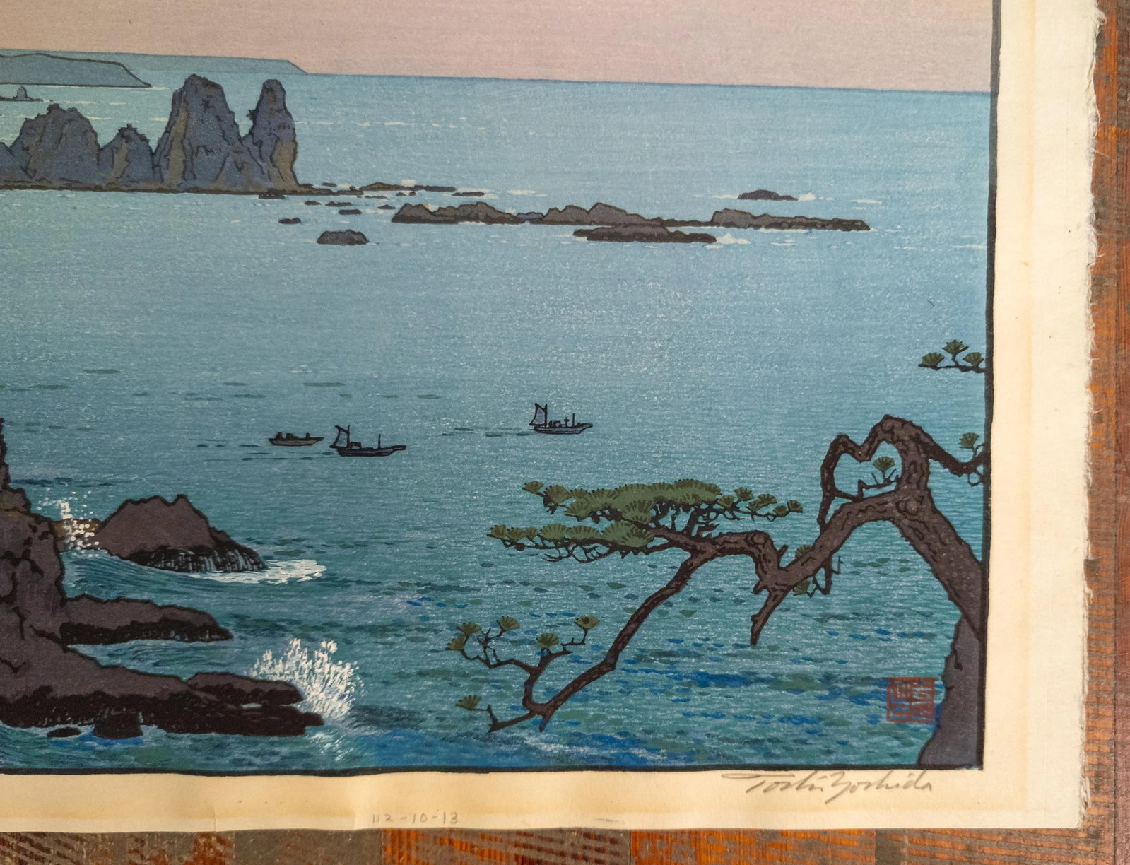 Early 20th Century Japanese Woodblock Print by Toshi Yoshida "Isozaki Morning" - 6