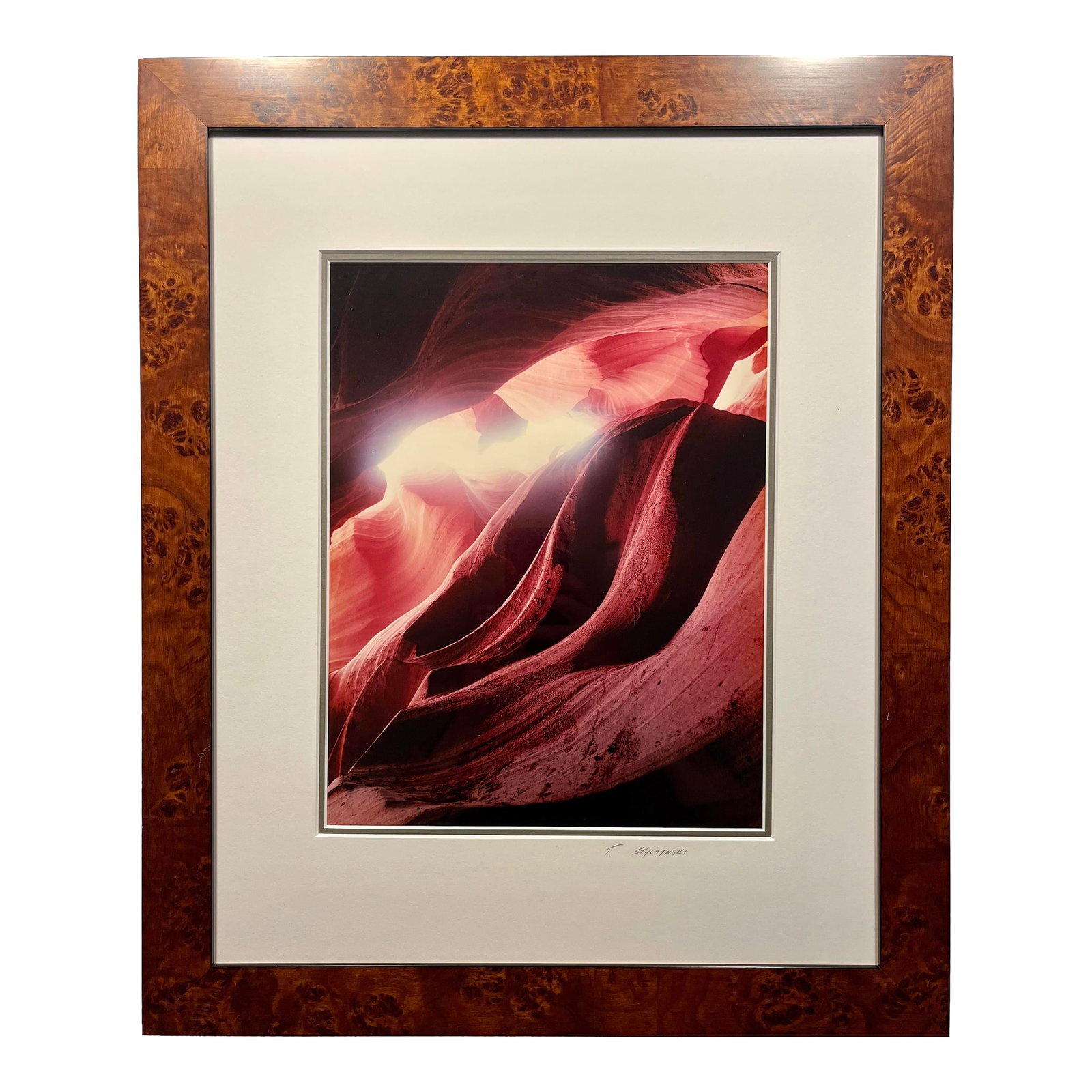 1995 Thomas J. Styczynski "Antelope Canyon 2" Hand Signed Photograph: 1995 THOMAS J. STYCZYNSKI "Antelope Canyon 2" Hand Signed Photograph Aprox. dimensions: Frame: 23"H x 19"W Visible area: 13.5"H x 10.5"W Very good original condition! Custom framed with acid free