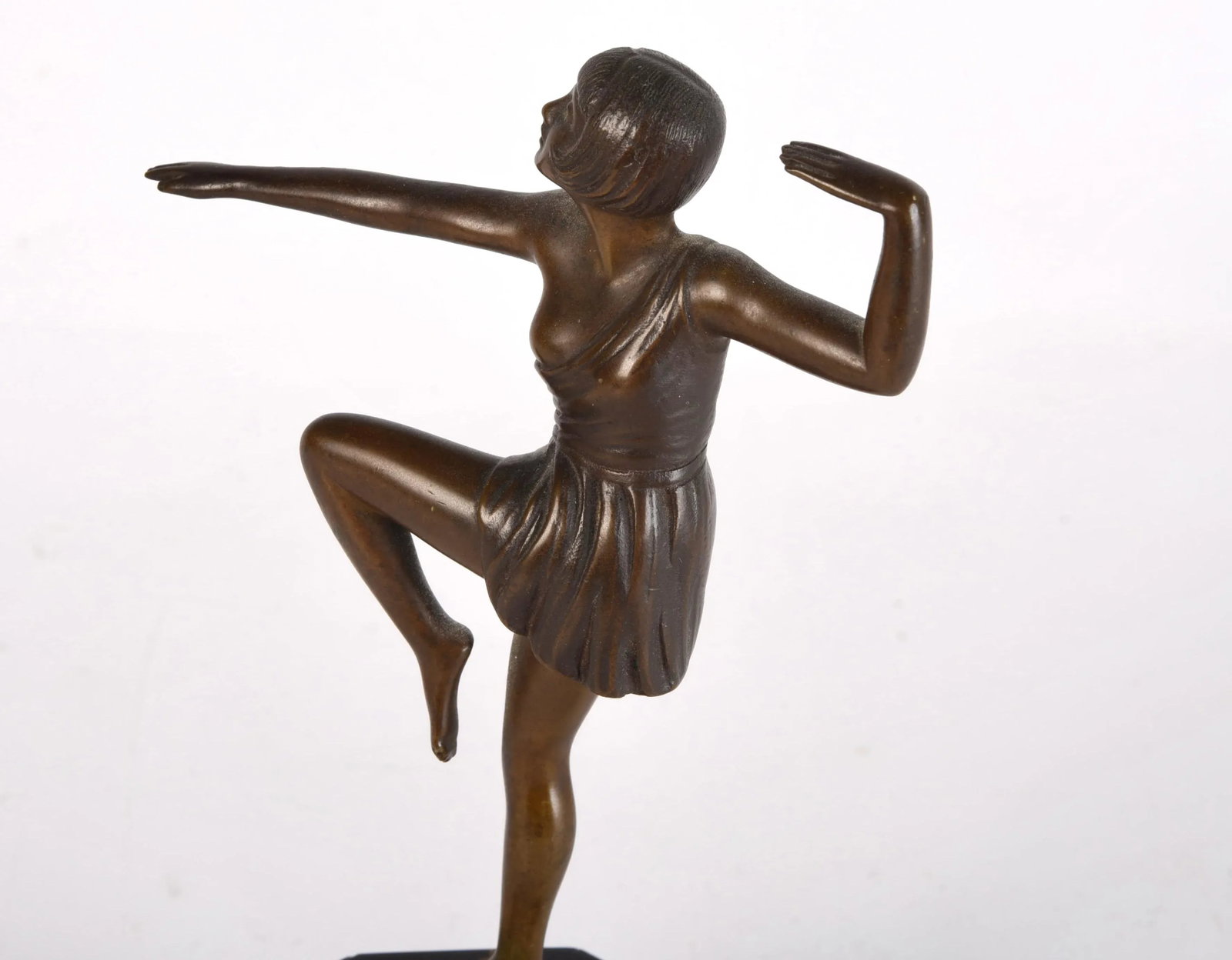 Art Deco Signed Bronze Sculpture Dancer by Antonin Mara - 2