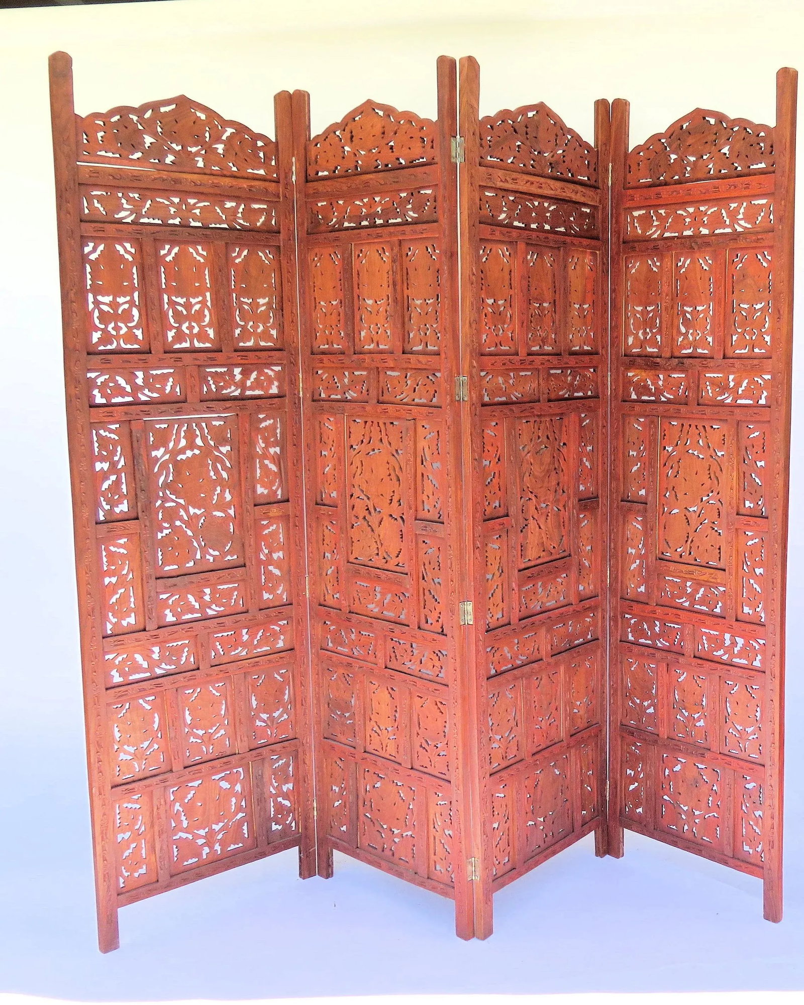1960s Vintage 4 Panel Indian Teak Wood "Angure Ka Patta" Screen - 9