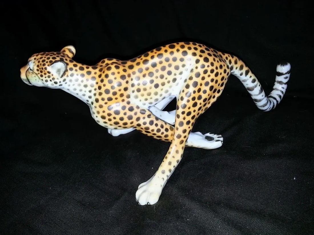 Herend Natural Cheetah Figurine - 3