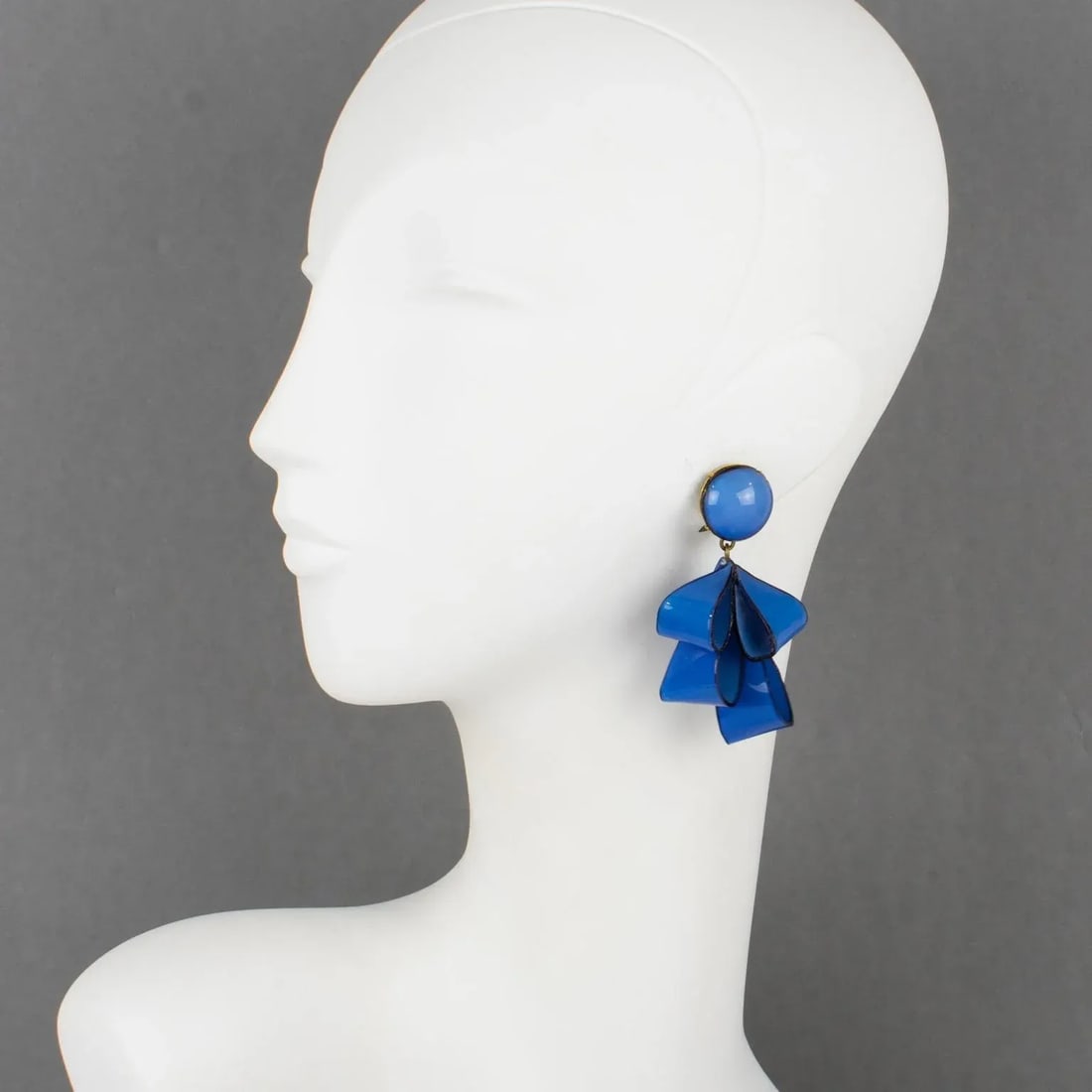 Cilea Paris Dangle Resin Pair of Clip Earrings Cobalt Blue Ribbons - 2