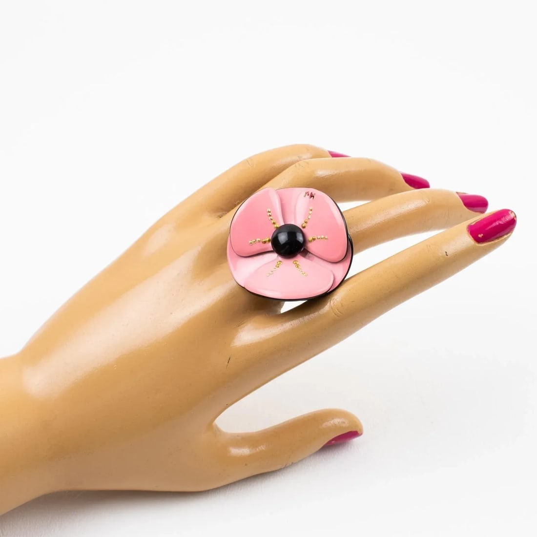 Marc Jacobs Pink and Black Poppy Resin Ring size 5.5 - 5