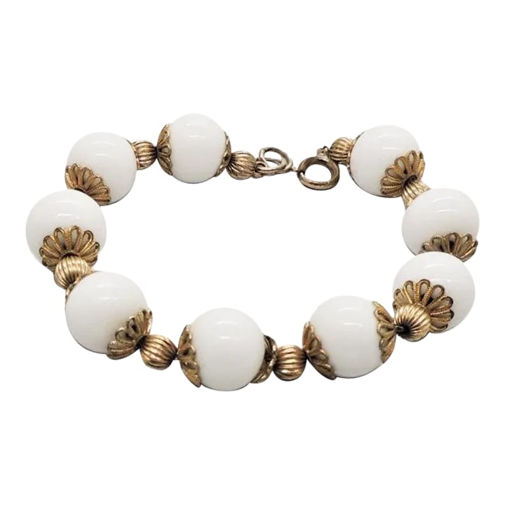 Vintage 1950s Signed Napier Goldtone White Resin Bead Bracelet (1 of 8)