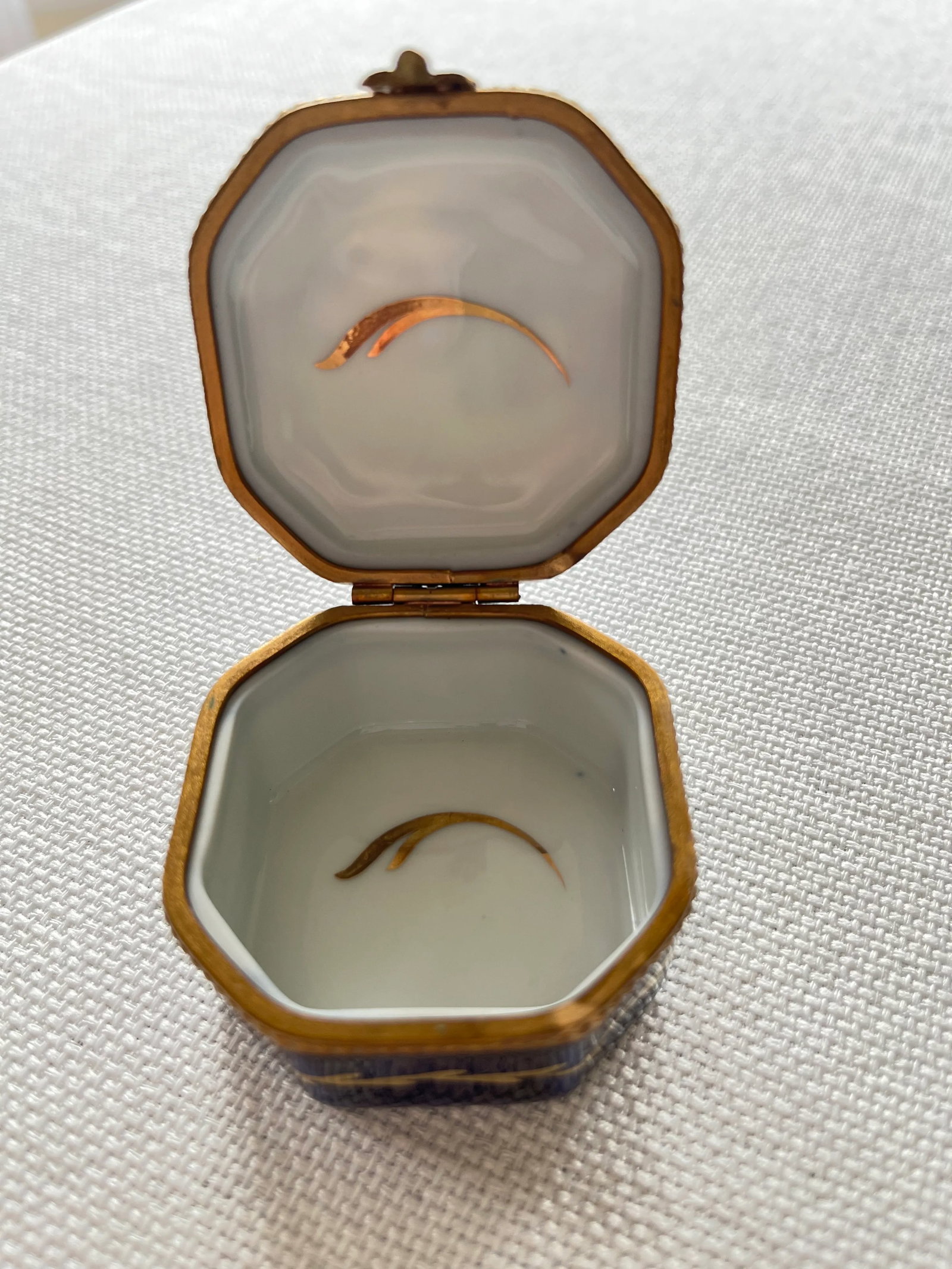 Early 20th Century Limoges Rochard Trinket Box - 3