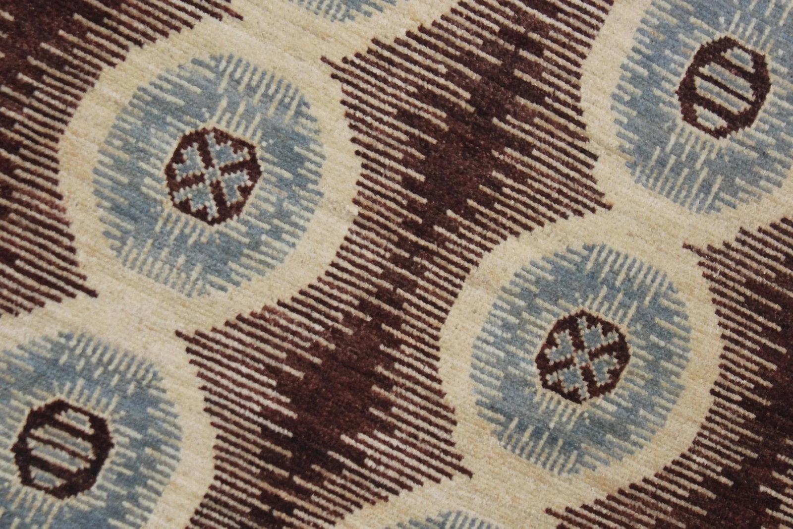 Contemporary Hand-Knotted Ikat Rug - 9'1'' * 12'5'' - 4