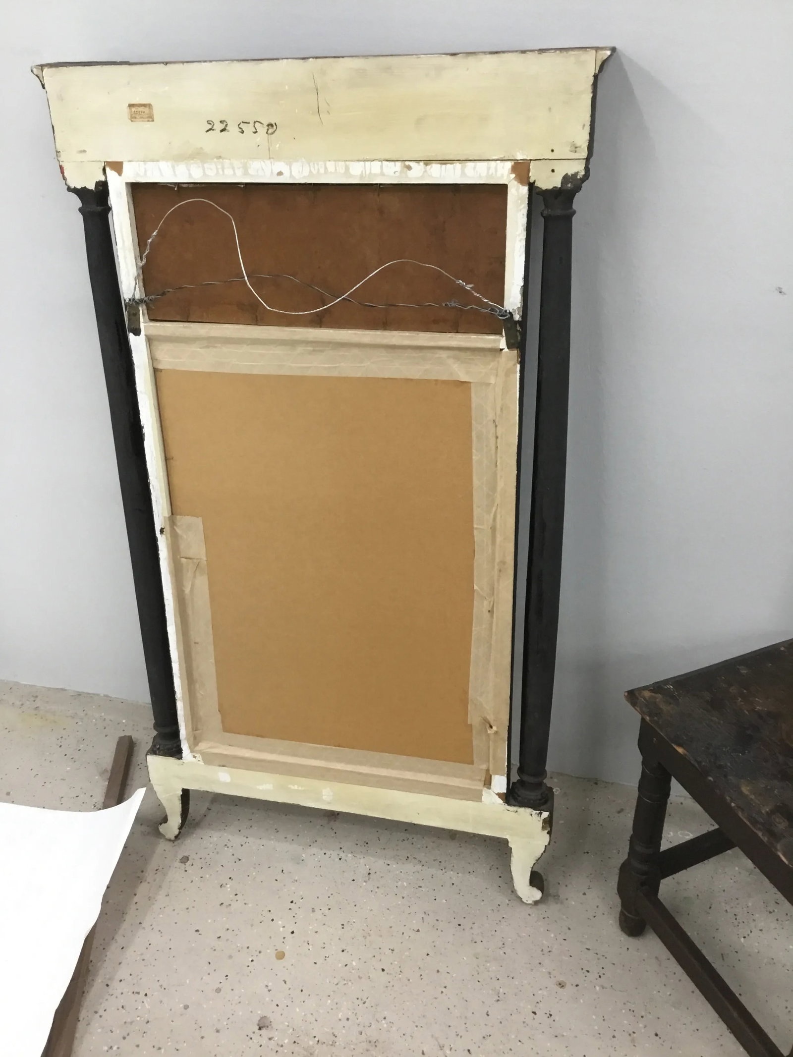 1940 Vintage Italian Neoclassical Painted Pier Mirror With Reverse Glass Painted Panel - 11