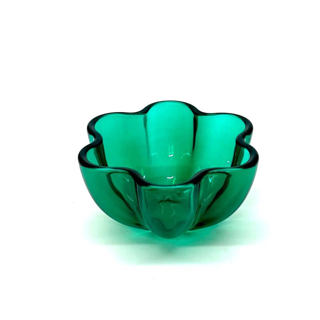 Emerald Green Fluted Glass Bowl Curation, Ft. Villeroy & Boch - Group of 3 - 7
