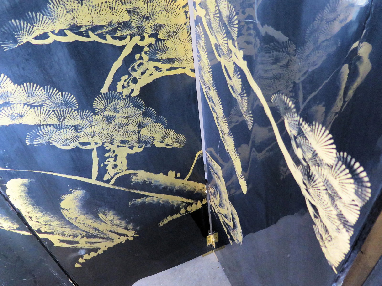 1950s Japanese Art Deco Mahogany Cherry Blossom 4 Panel White Jade and Shell Decorative Screen - 6