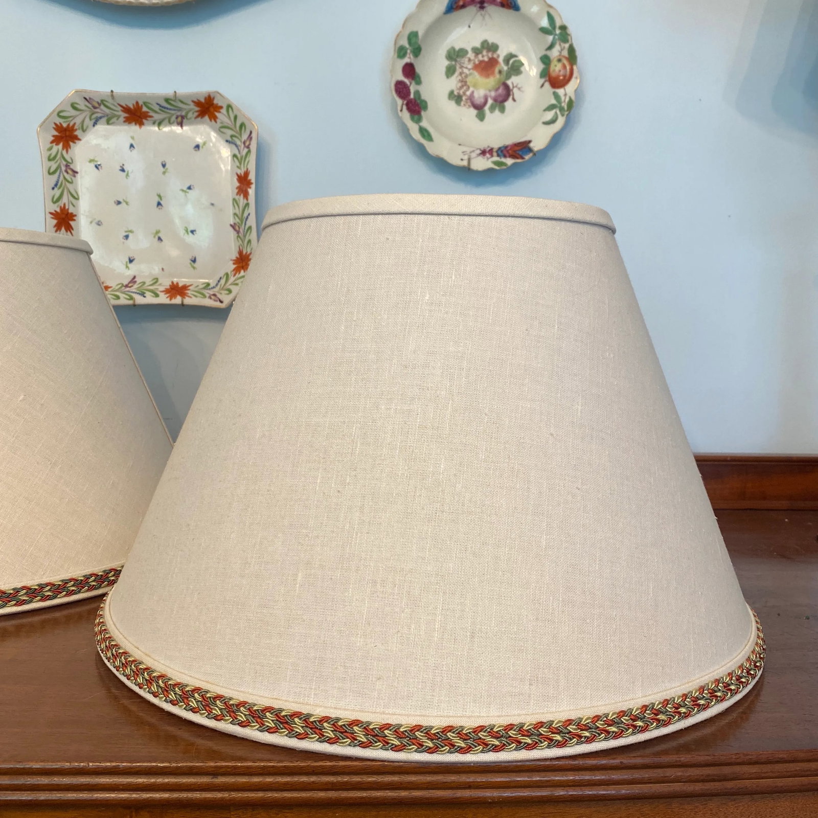 Late 20th Century Off White Linen Lampshades a Pair - 3