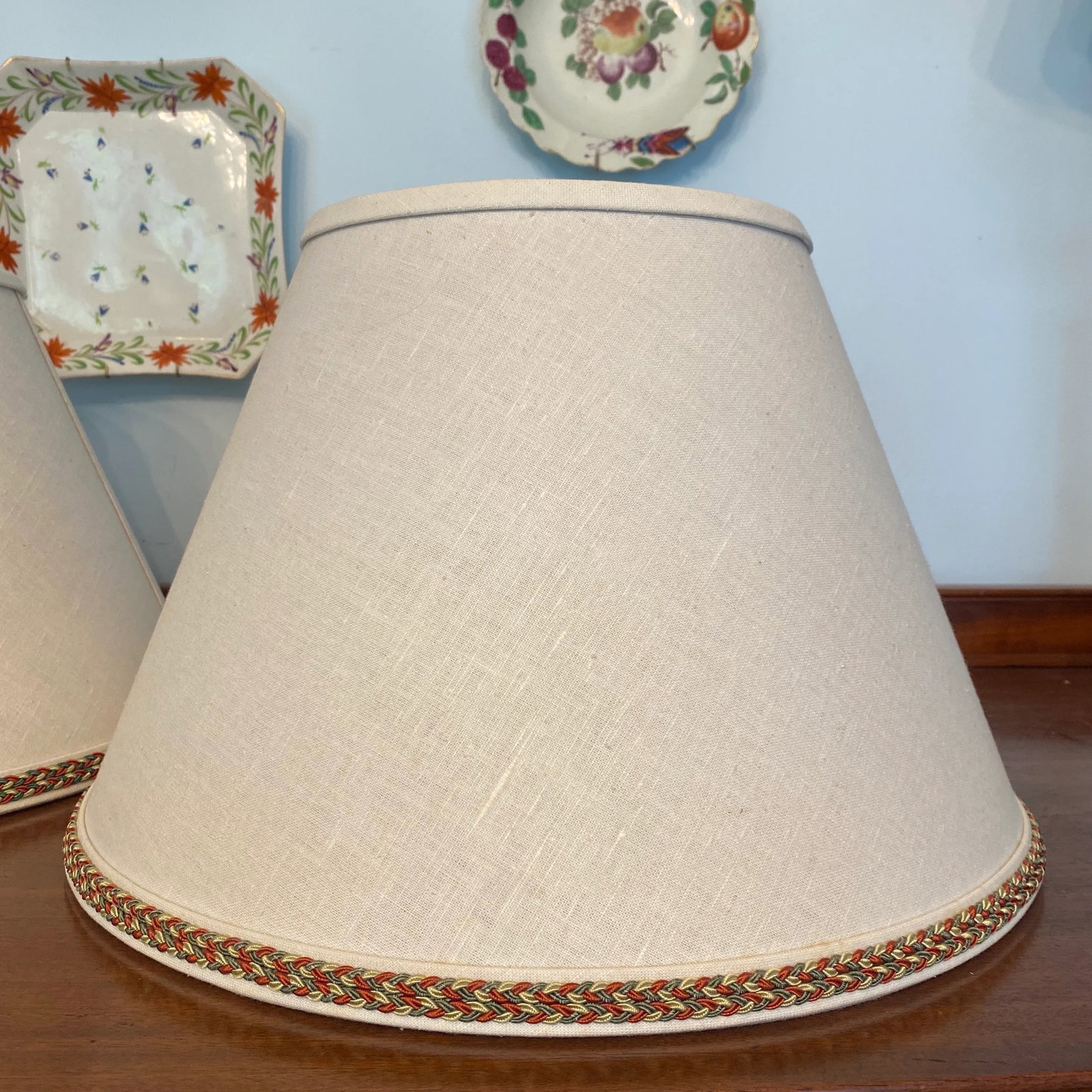 Late 20th Century Off White Linen Lampshades a Pair - 4