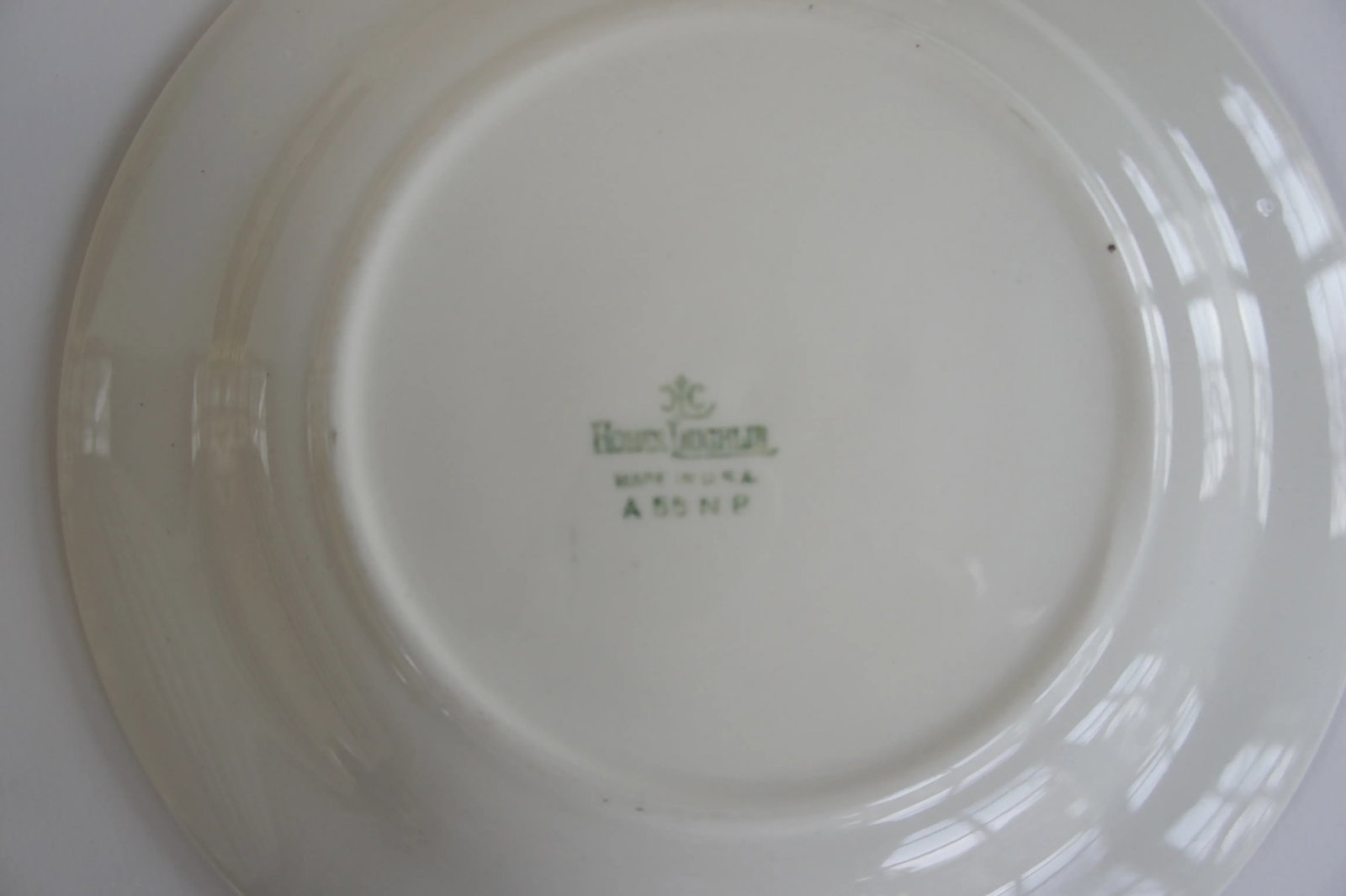 Homer Laughlin Cavalier Eggshell Berkshire Pattern, Gold Rim, Teal Band, Flower Center China - Set o - 9