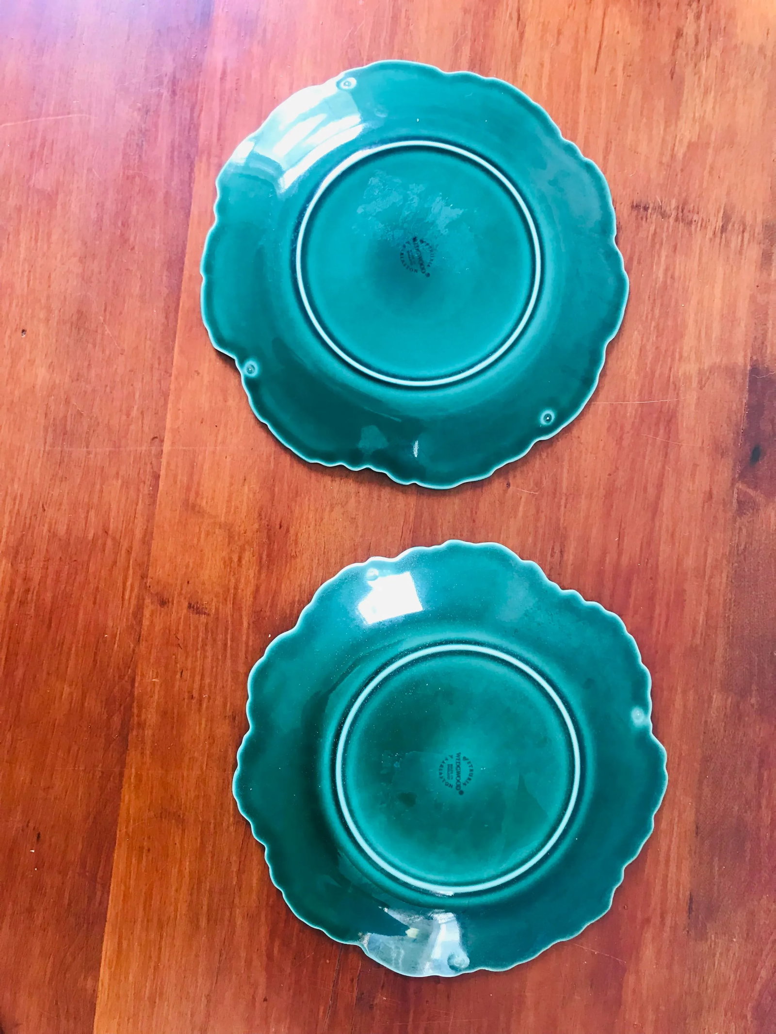 Vintage Green Majolica Wedgwood Cabbage Leaf Wall Plate - Set of 2 - 8