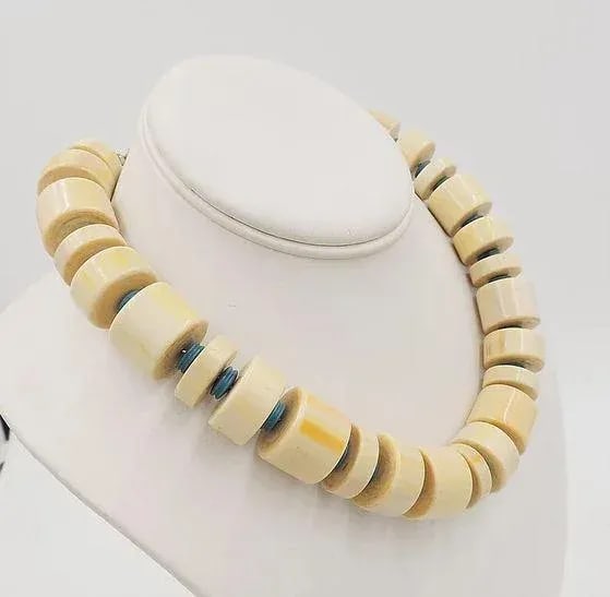 Vintage Signed Monet Beaded Ad Piece Necklace, 1982 - 4